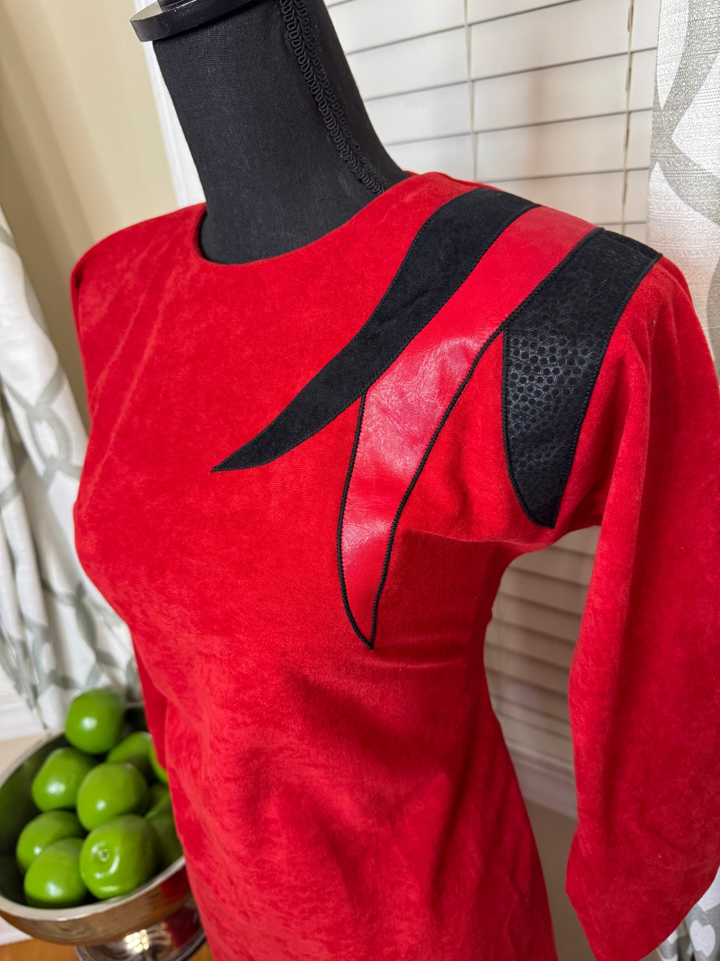 Grapevine Ltd. Dolman Sleeve Vintage Dress