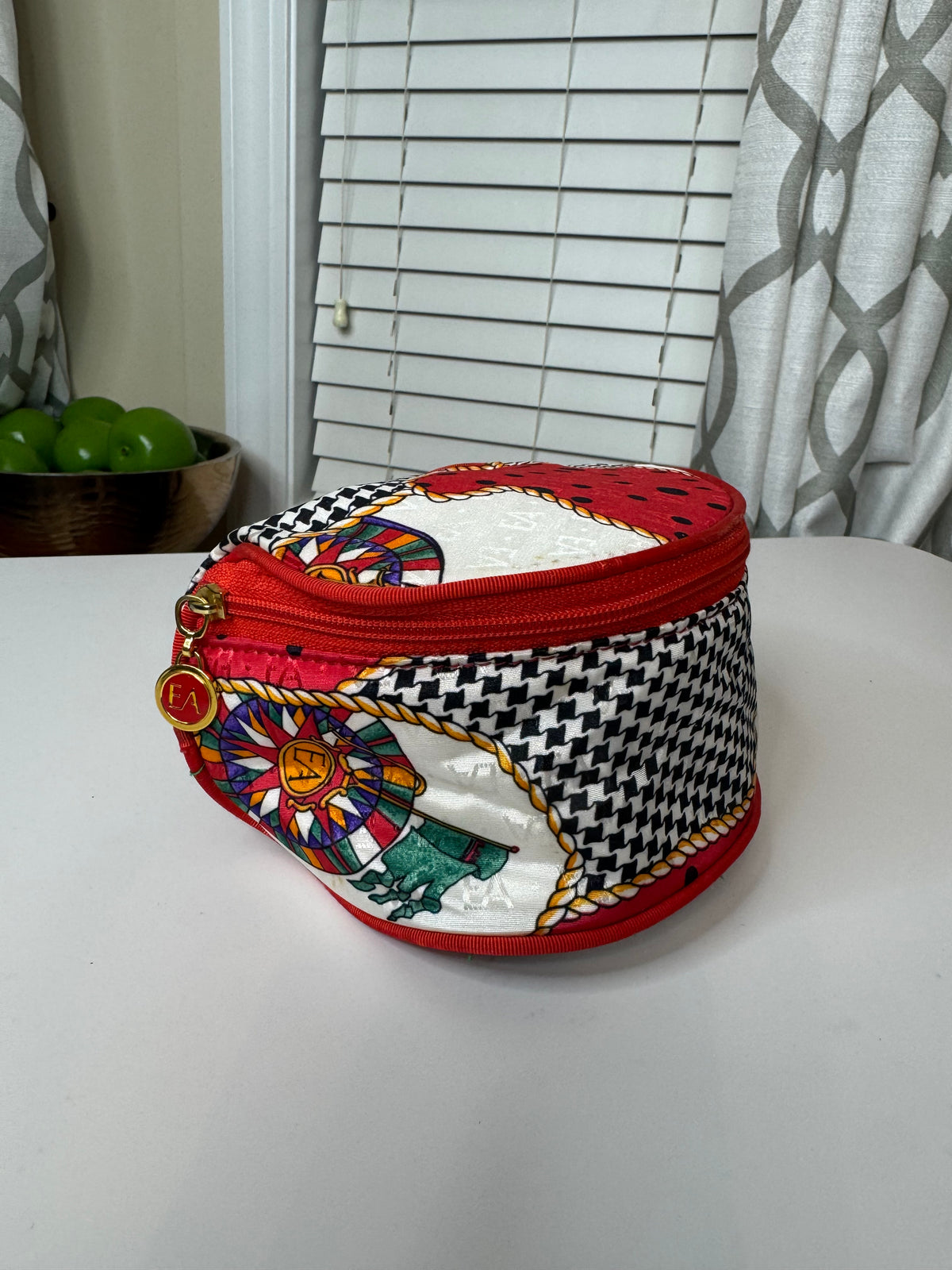 Vintage Elizabeth Arden Cosmetic Accessories Pouch