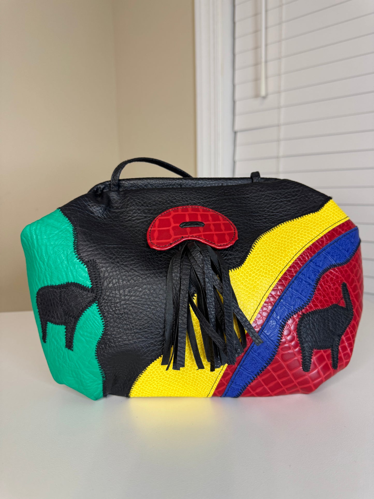 Vtg Elephant Handbag w/ Strap