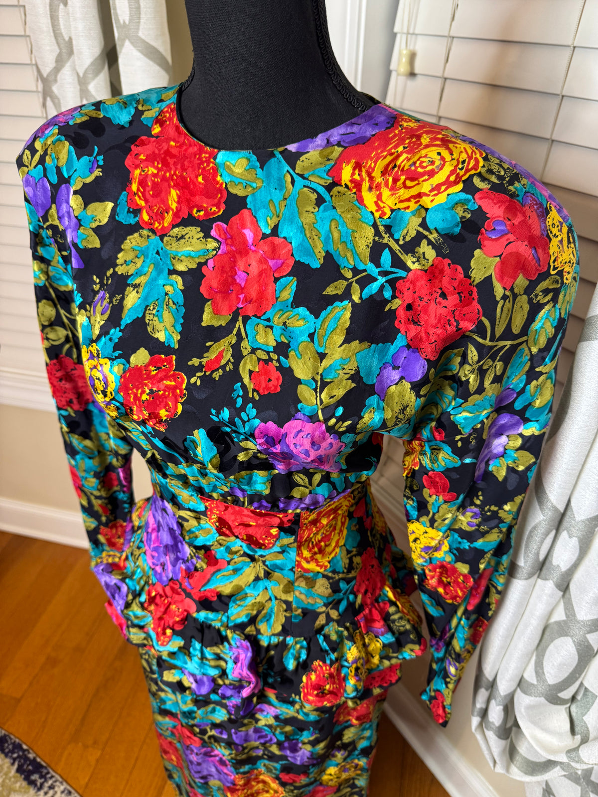 Maggy London by Jeannene Booher Peplum Vintage Dress