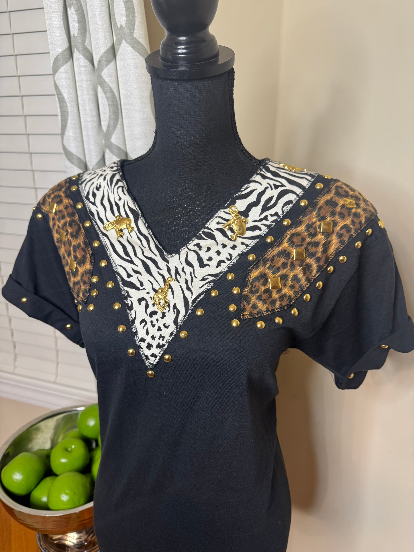 Gepetto Vtg Animal Kingdom Tshirt with Studs