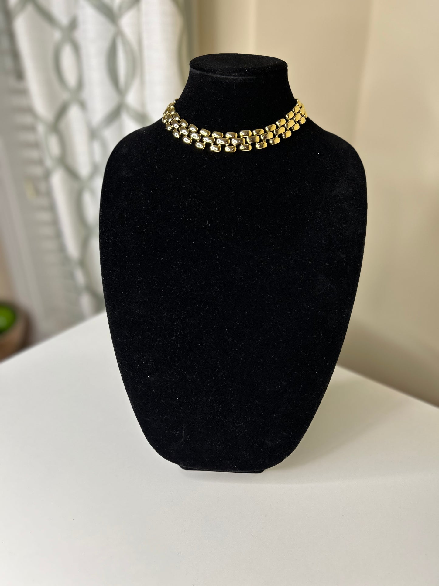 Goldtone Vintage Necklace