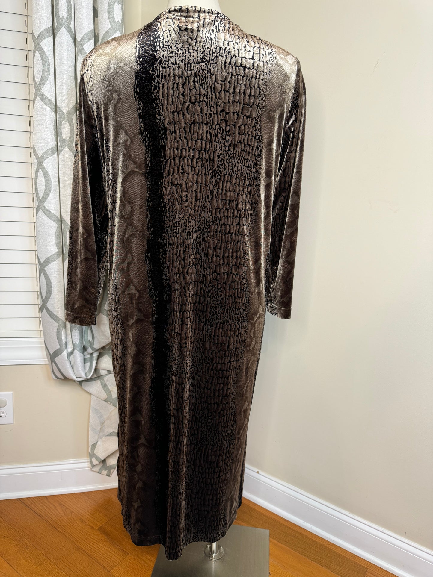 Vintage Ronni Nicole II by Ouida Metallic Animal Print Velvet Duster