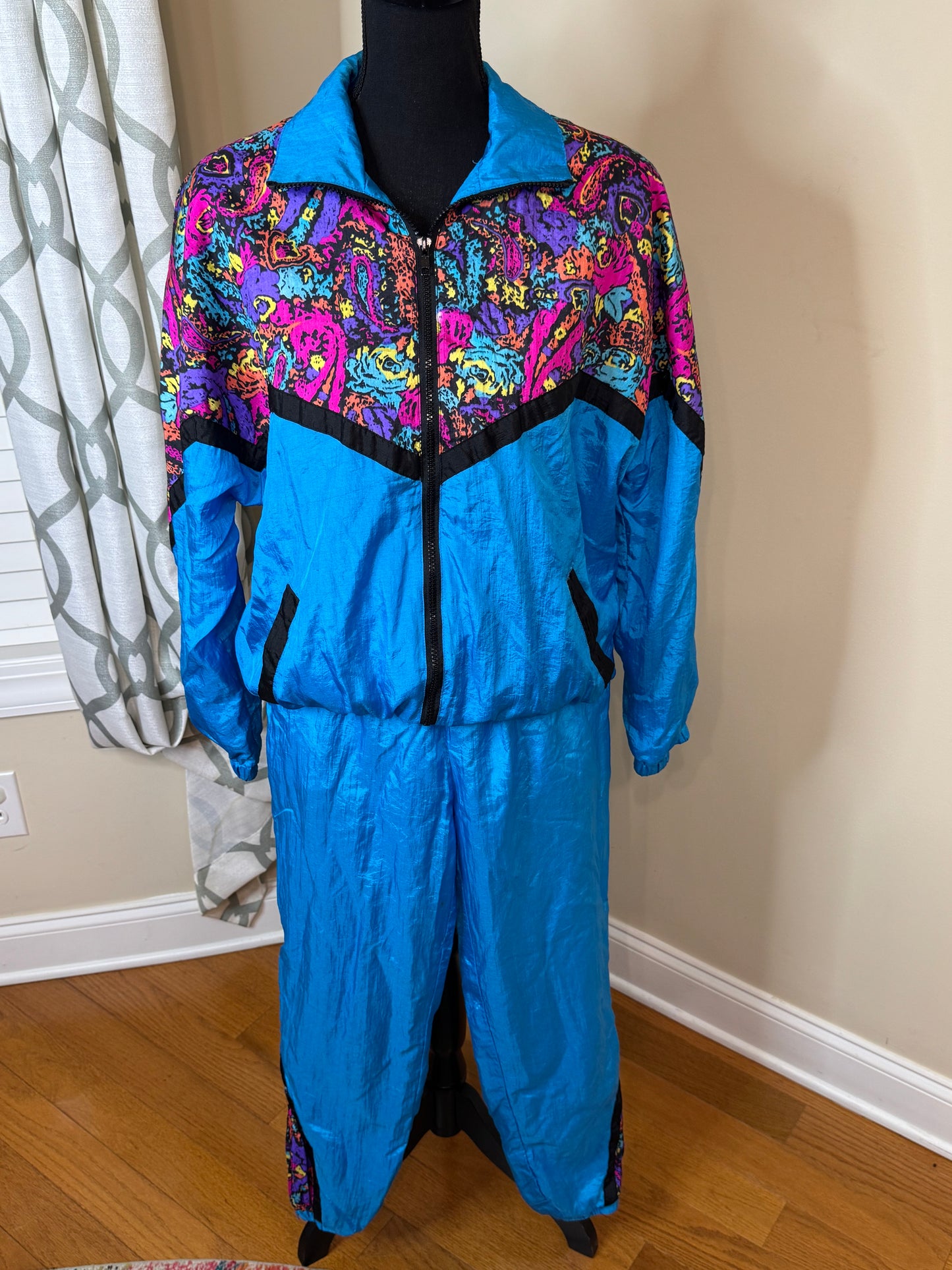 Pan Asian Vintage Windbreaker Set
