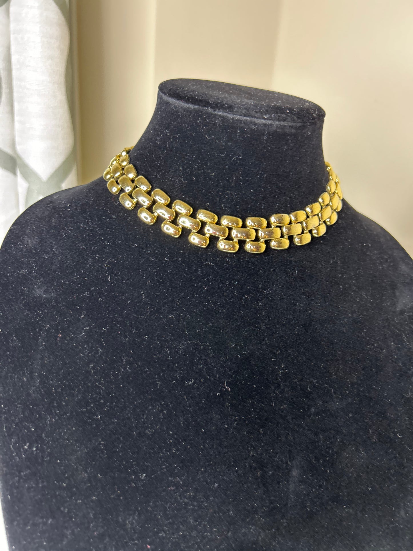 Goldtone Vintage Necklace