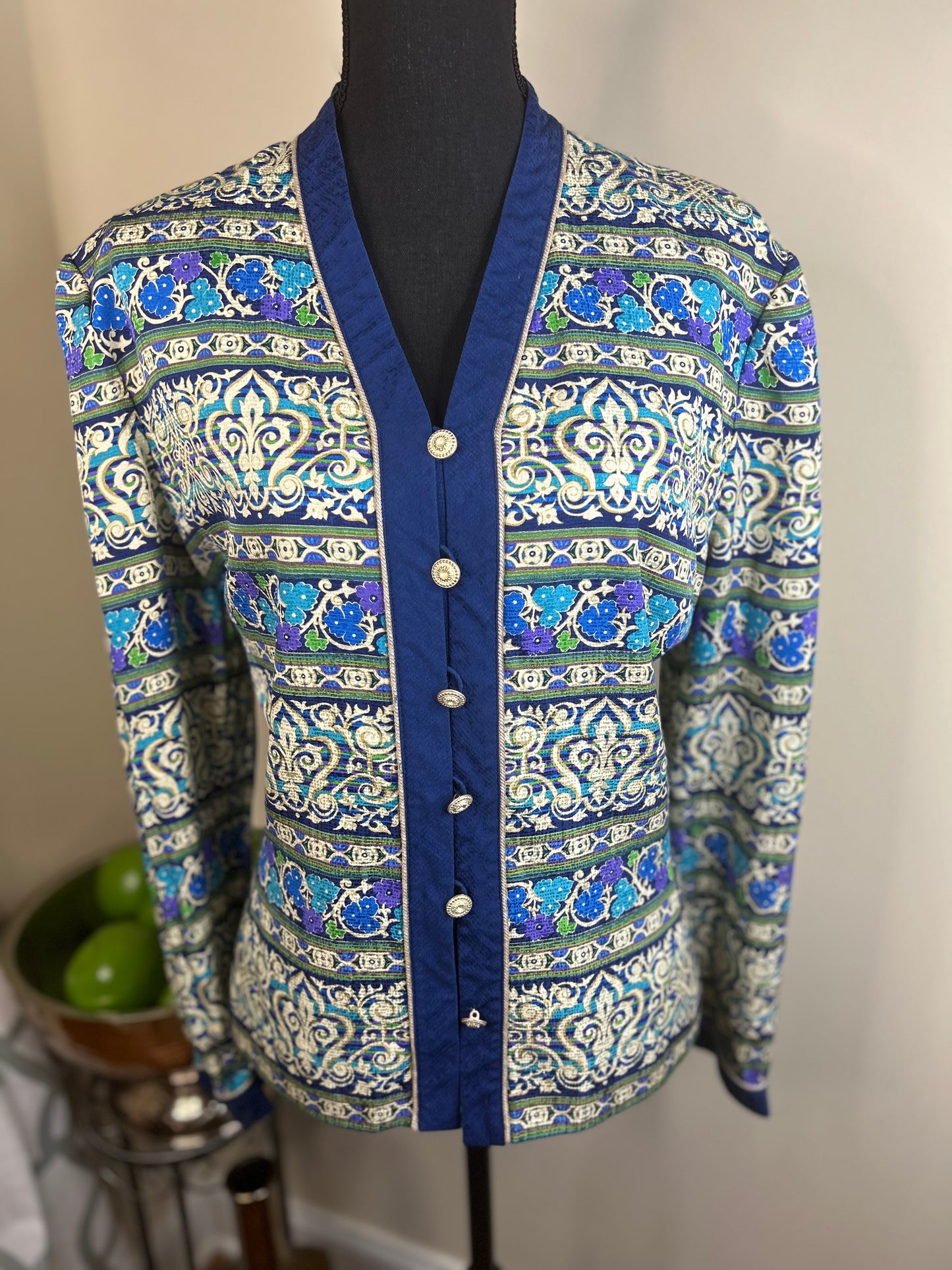 Papell Croppped Blazer