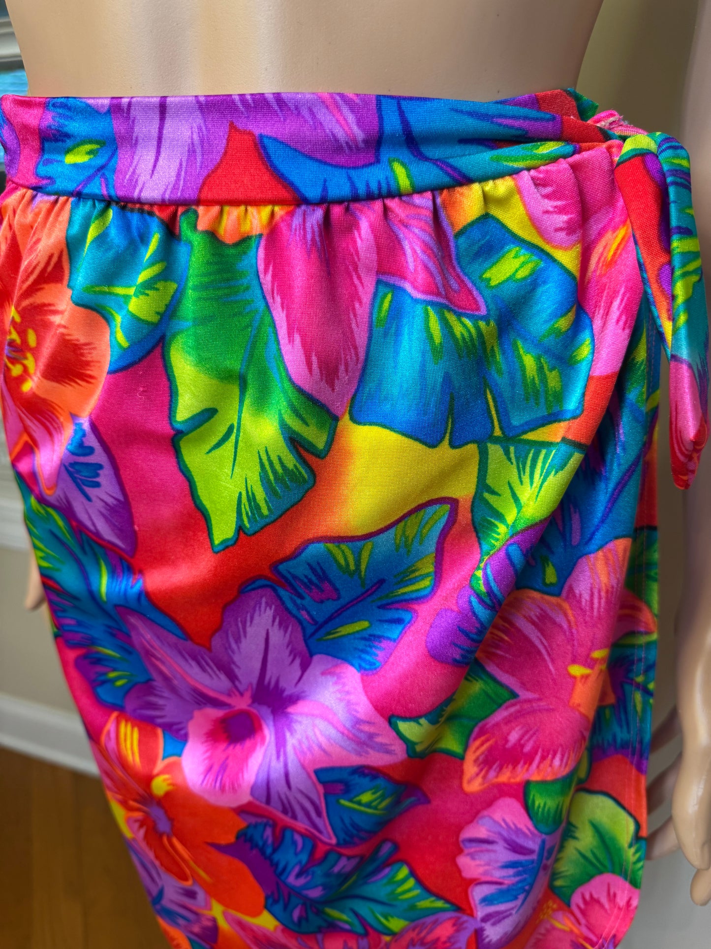 Vtg Floral Print Swim Wrap