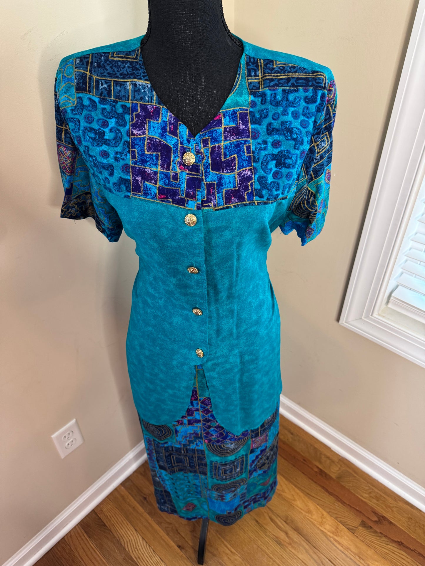 Authentics Vtg 2-Piece Wrap Skirt Set