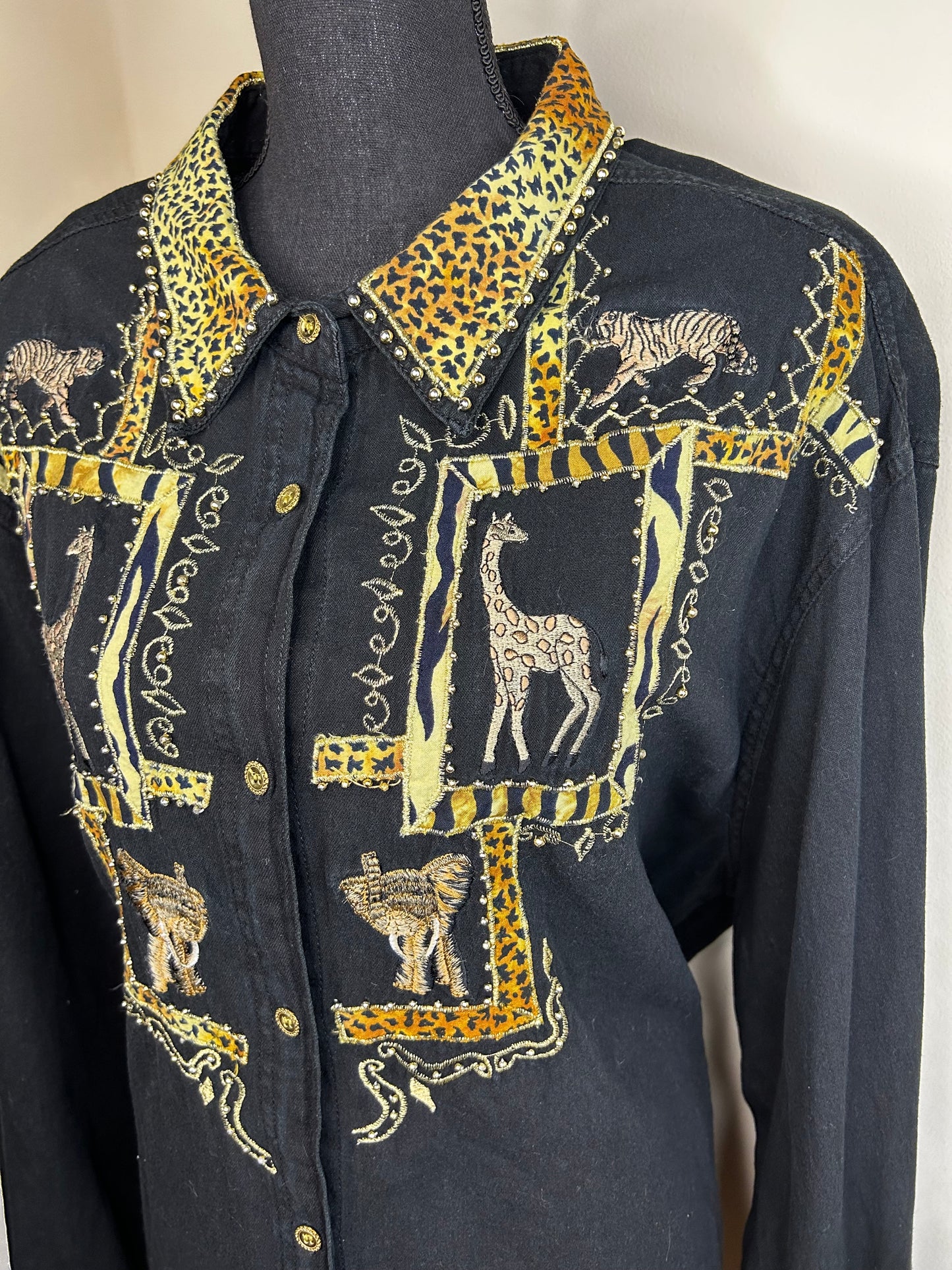 Vintage ClubZ Animal Theme Shirt