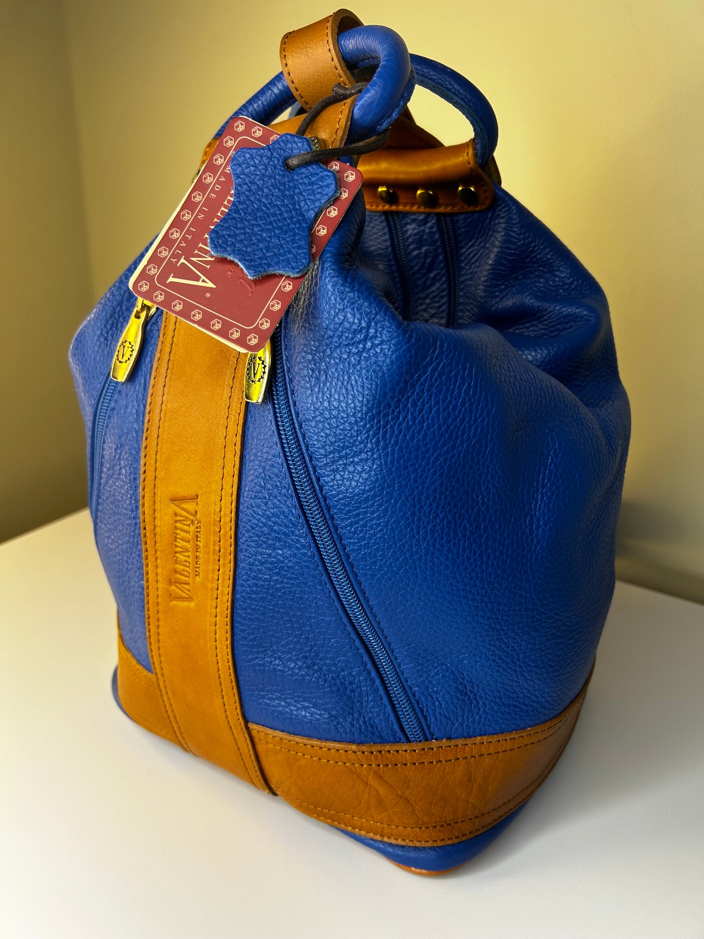Valentina Vintage Bucket Bag(NWT)