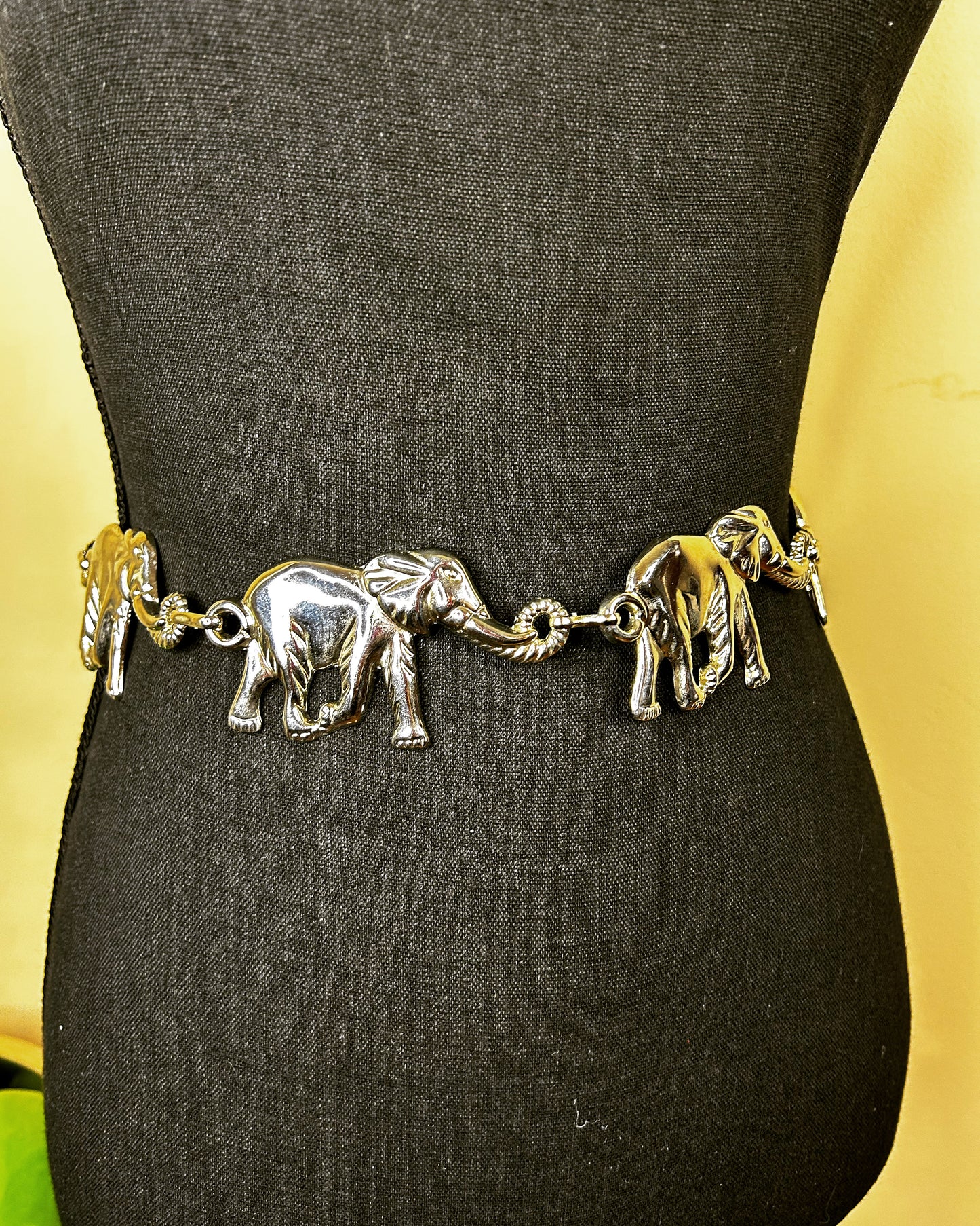 Silver Vintage Elephant Belt (4 Elephants)