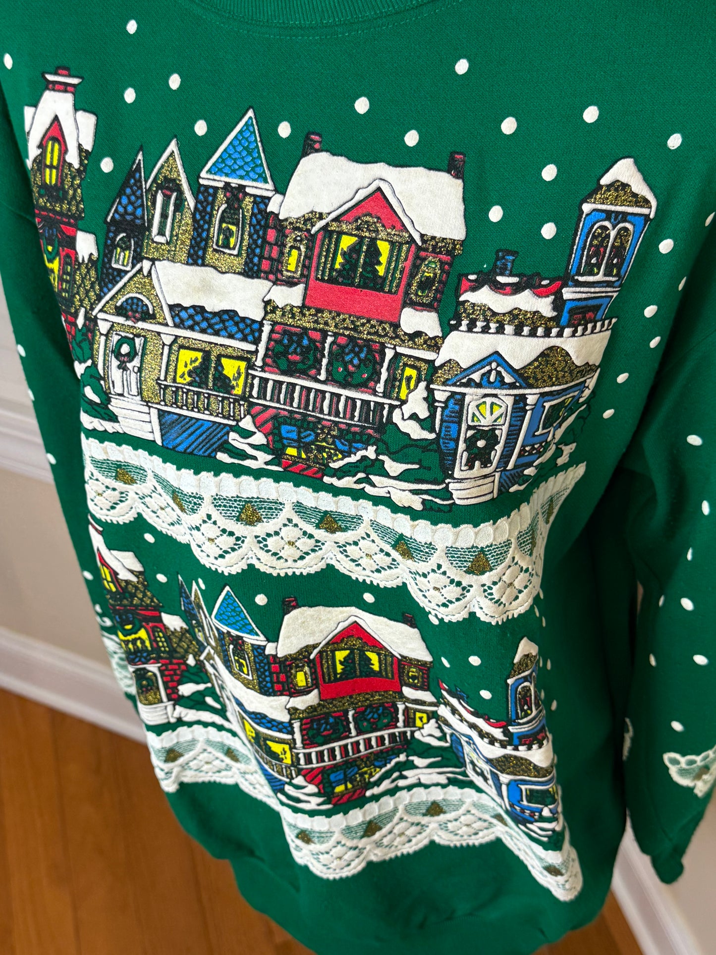 Christmas on Main Street Vtg 90s Sweatshirt