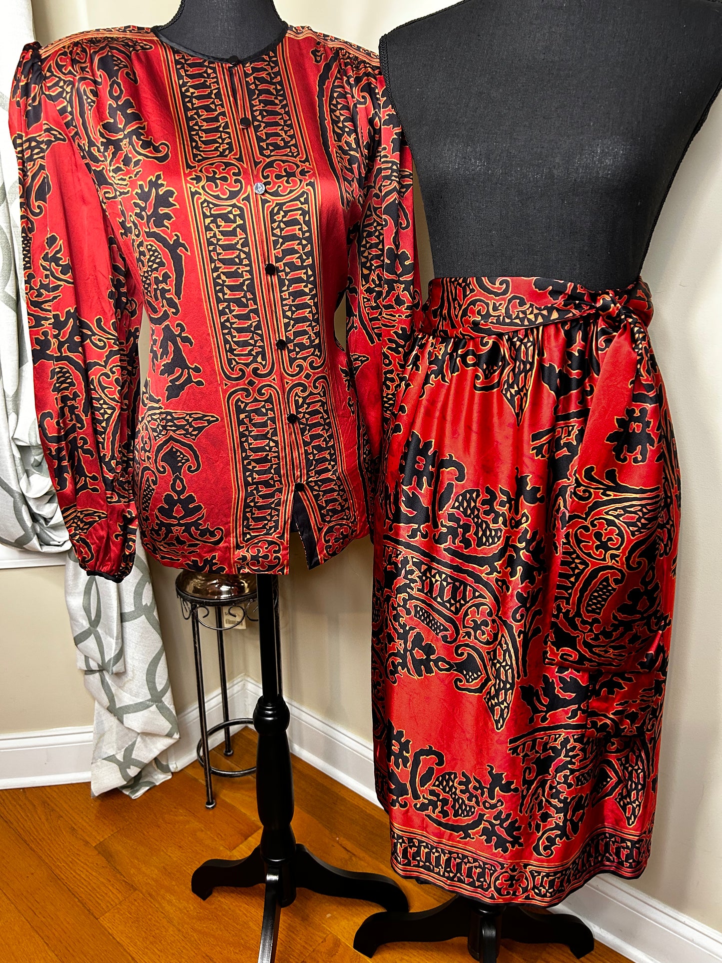 UMI Collections by Anne Crimmins 2 Piece Set with Waist Tie