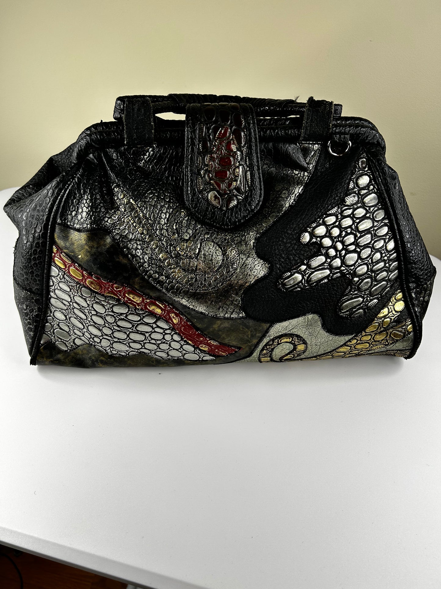Nas Muted Tone Purse w/ Strap