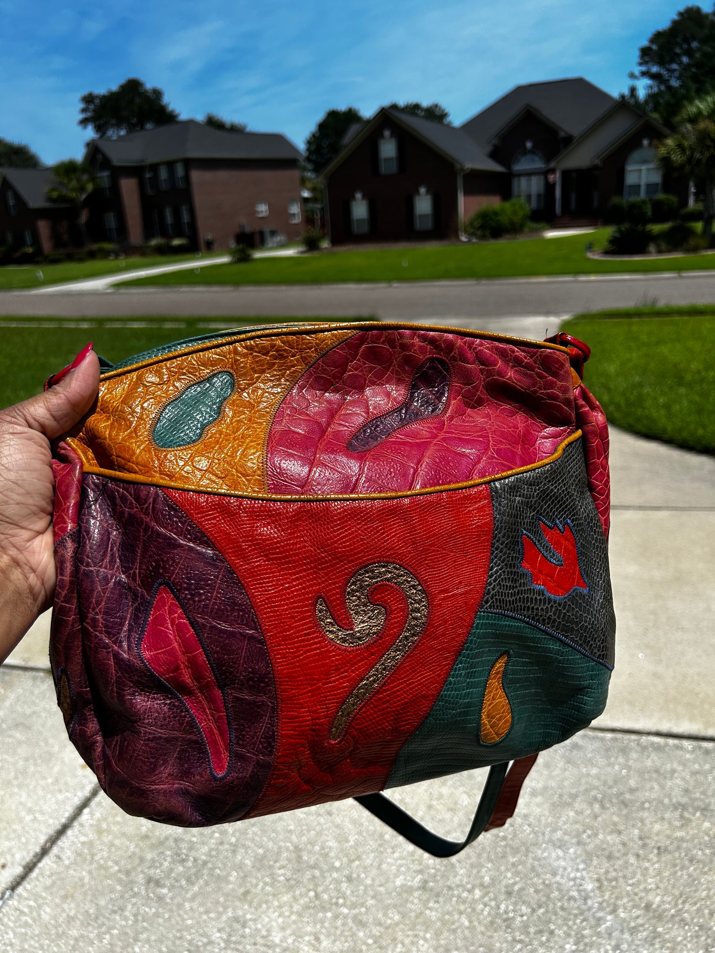 Multicolor Sharif