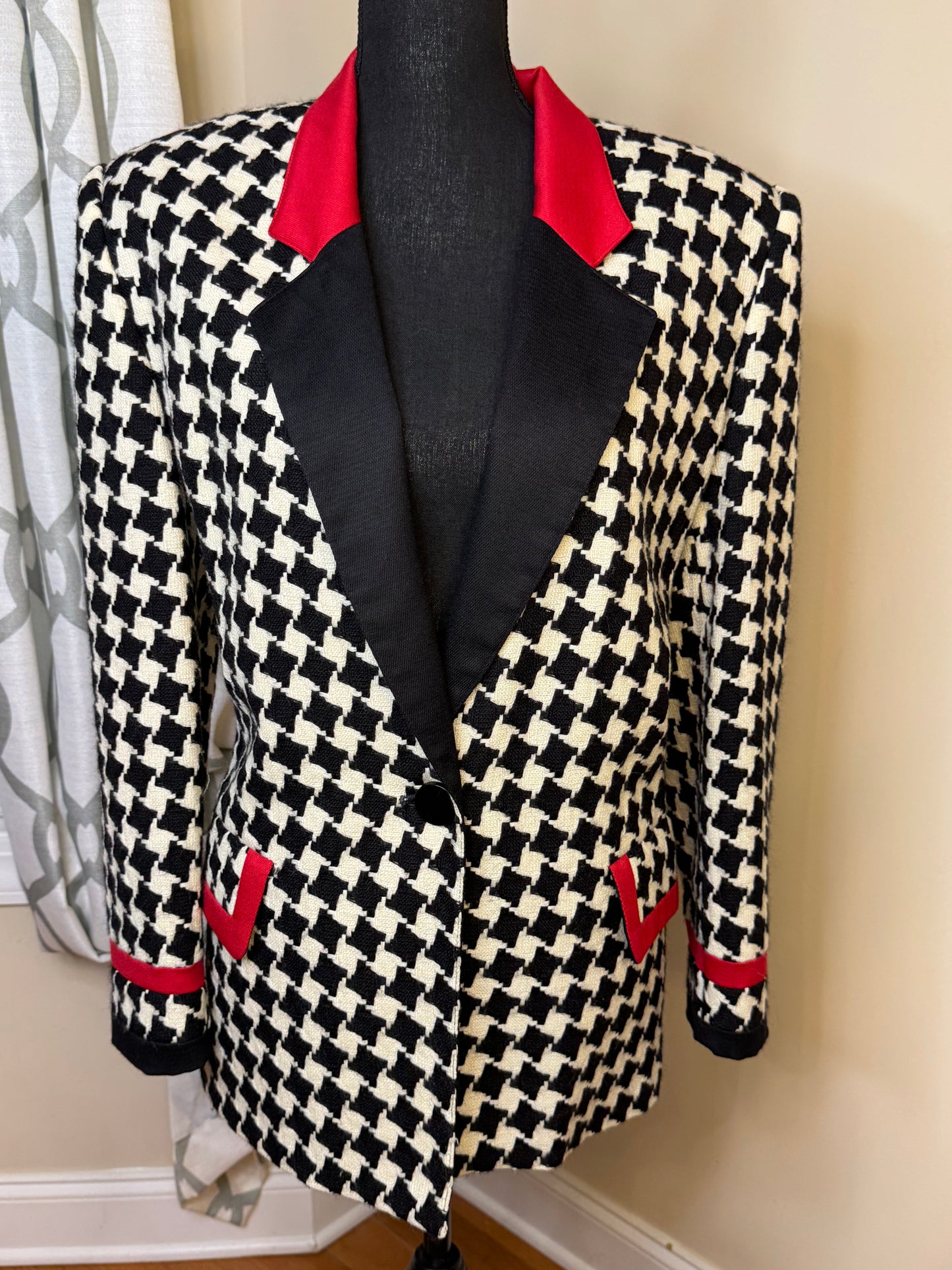 Harve Benard Vintage Houndstooth Blazer