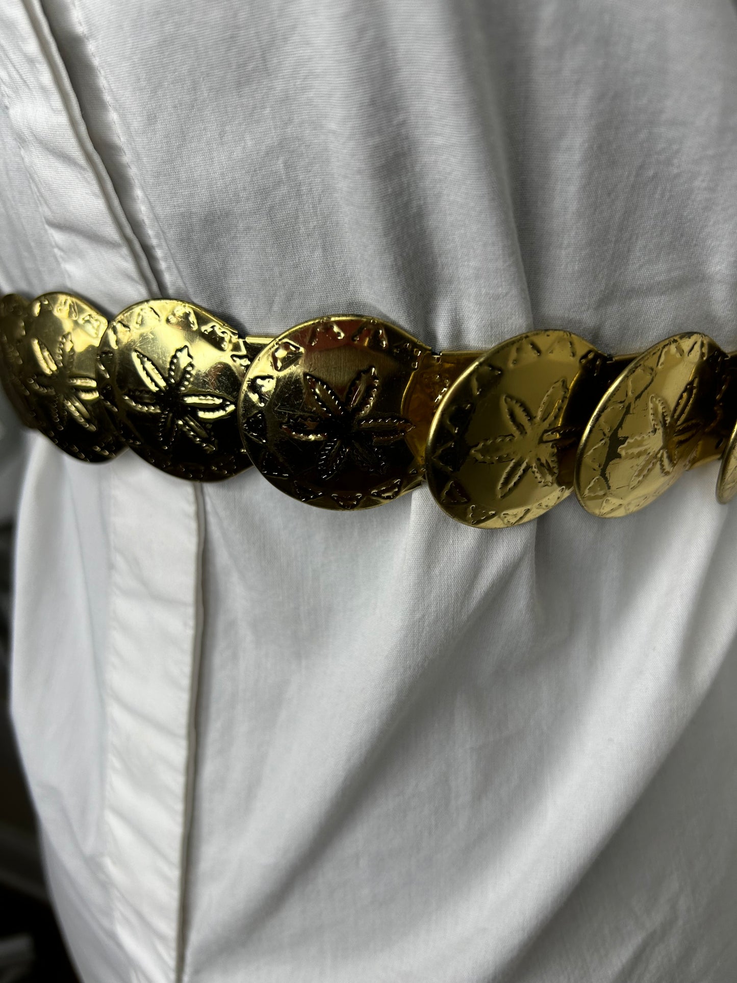 Gold Vintage Coin Belt with Seashell Design