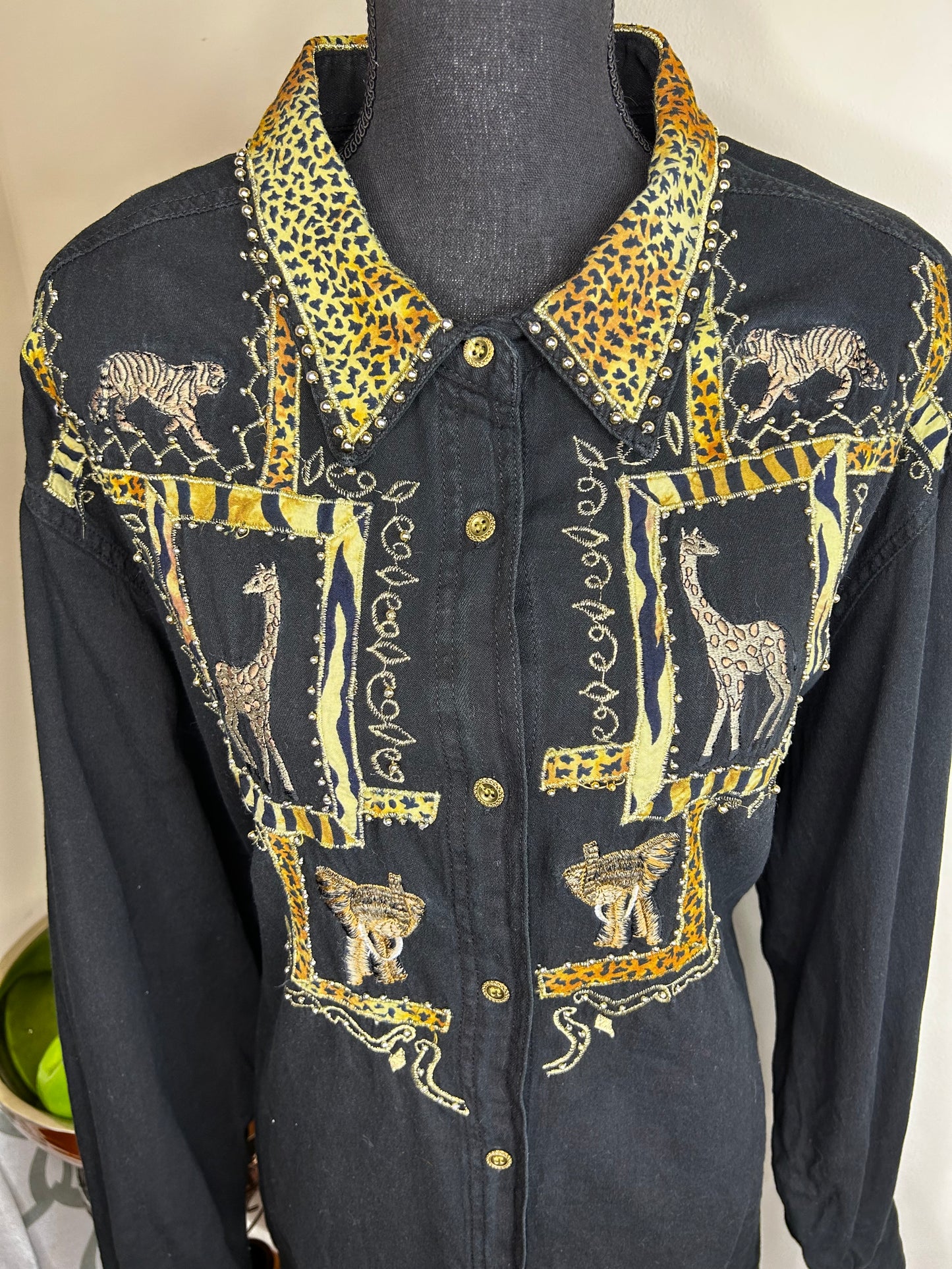 Vintage ClubZ Animal Theme Shirt