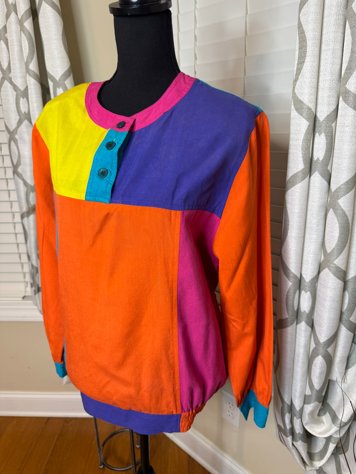 Vtg Jordan Women Colorblock Shirt