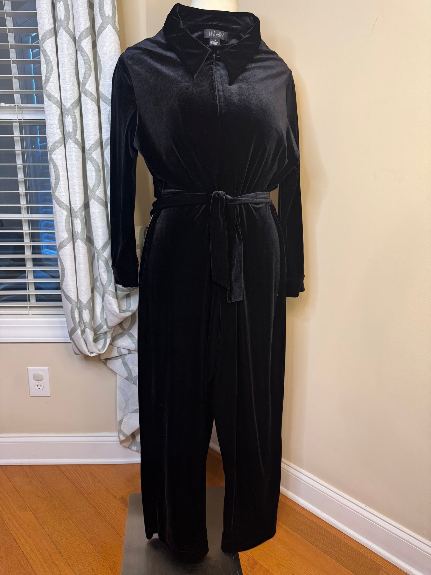 Rafaela Velour Romper