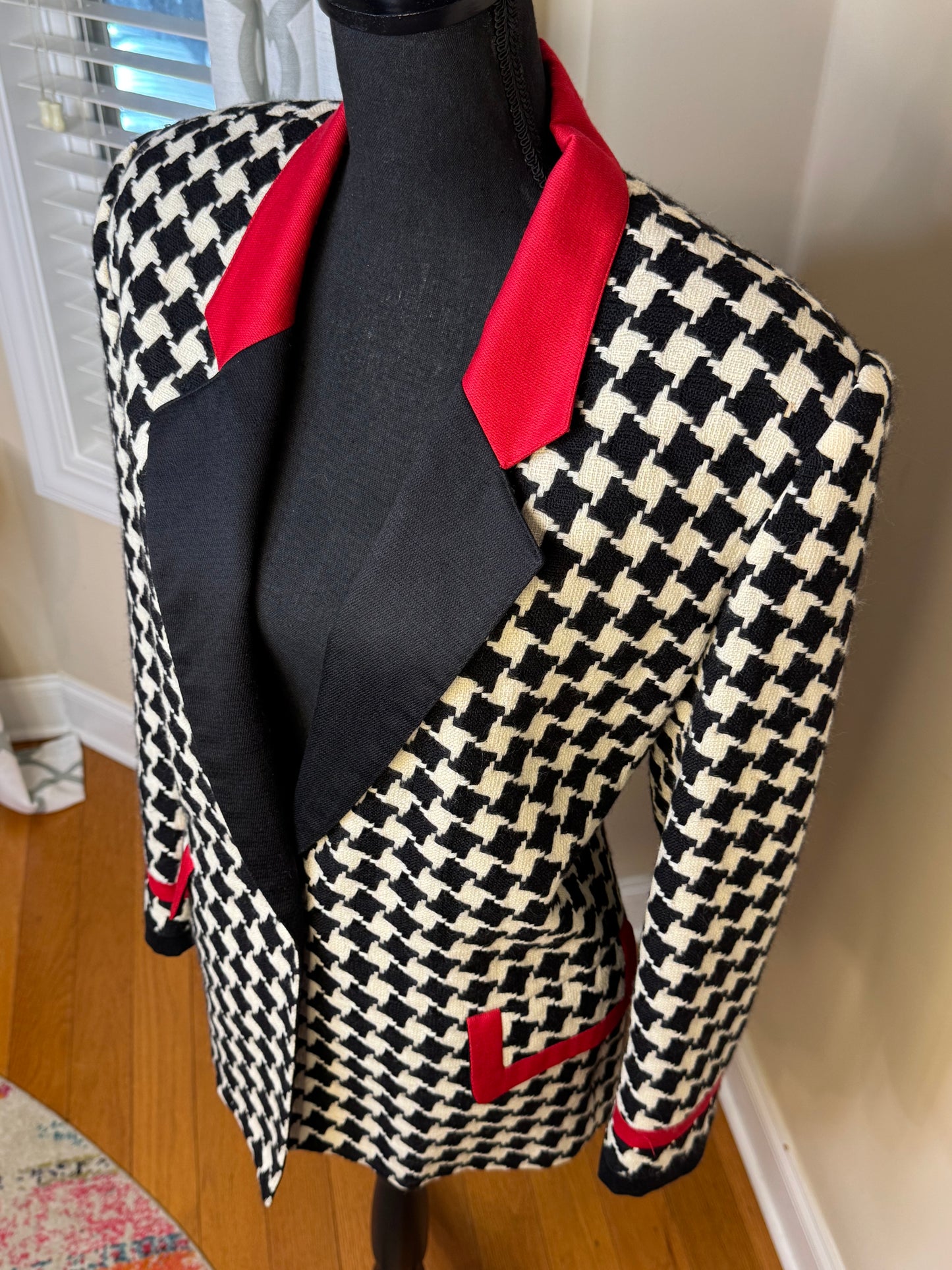 Harve Benard Vintage Houndstooth Blazer