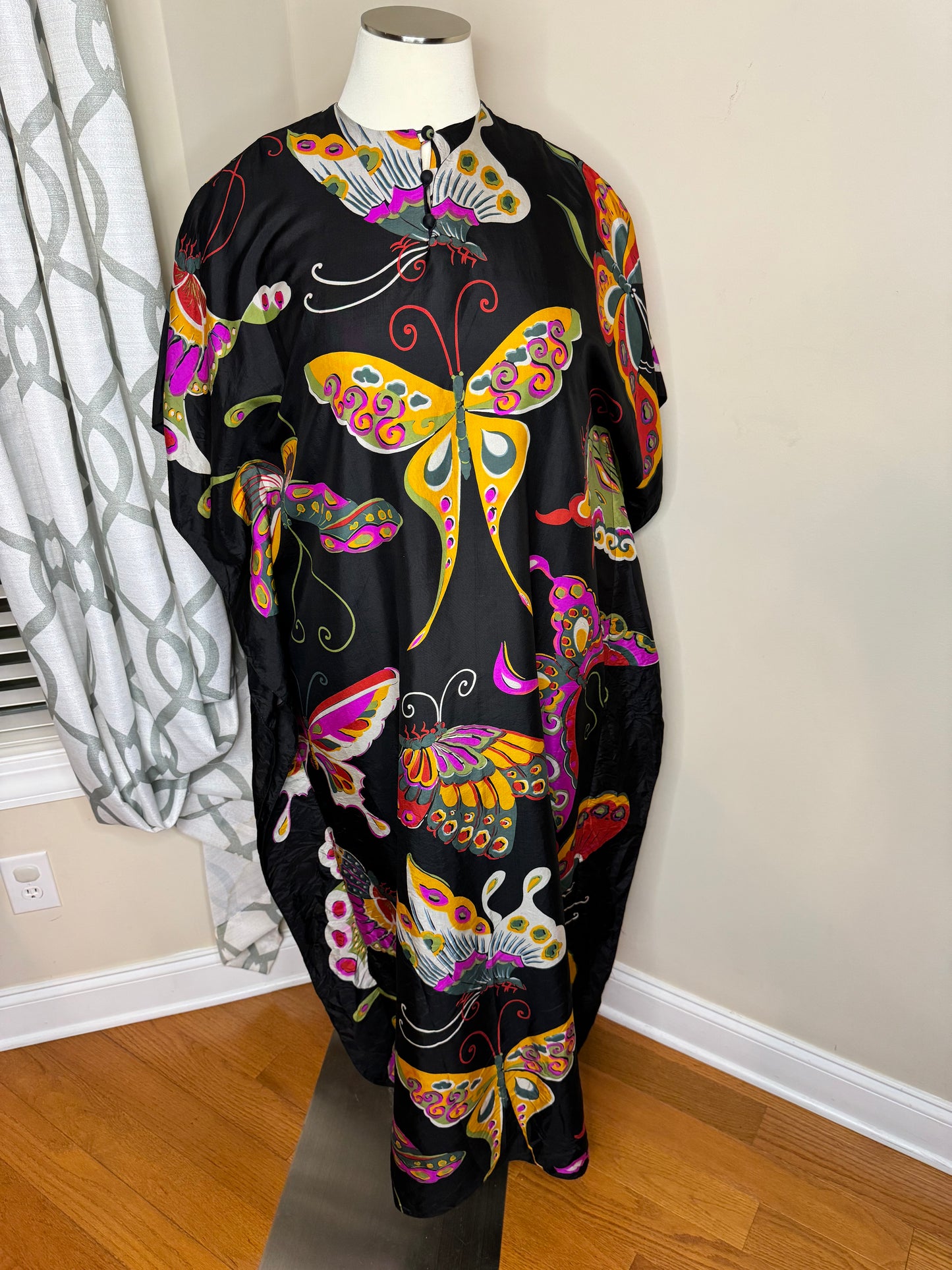 Thai Silk Glam 80's Butterfly Caftan Smithsonian Institution Gift Catalog 1985 Wearable Art MuuMuu