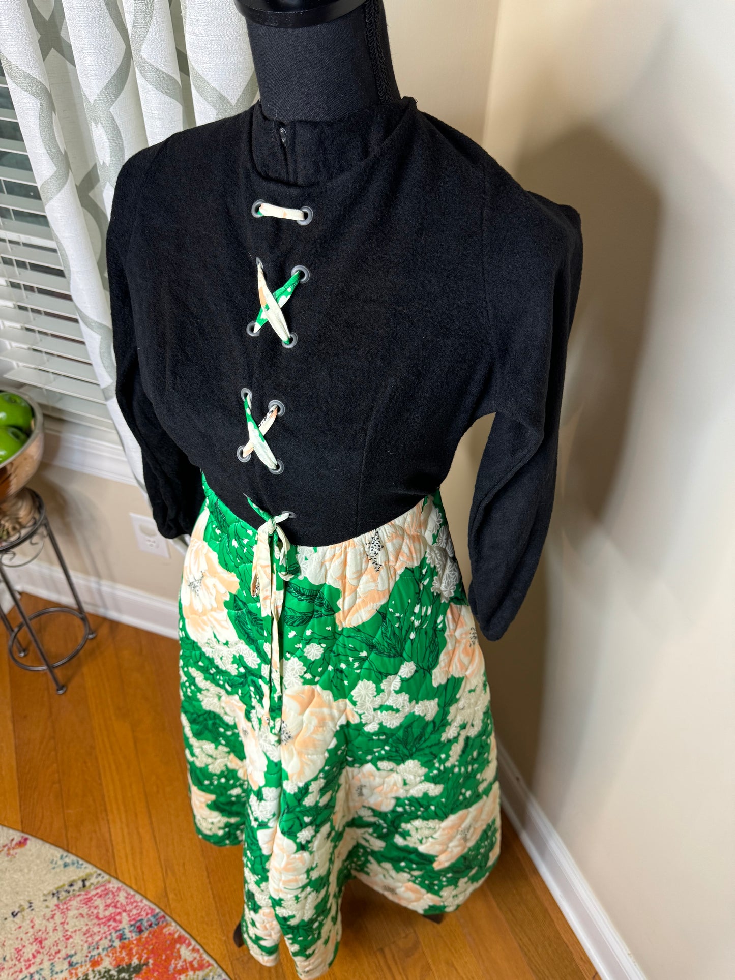 Vintage 70s Exclusive of Ornamentation Quilted Romper