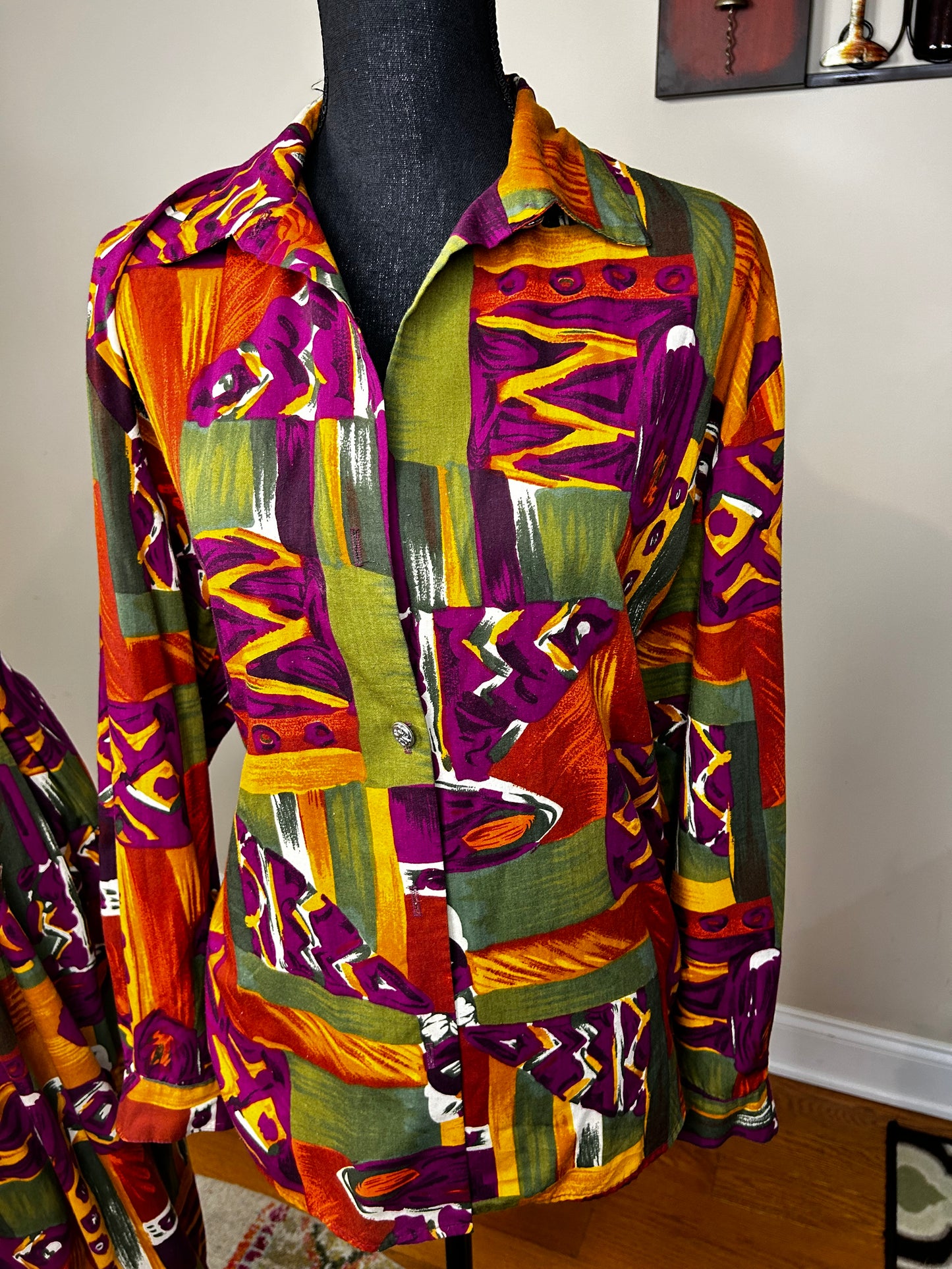 Intriguing Threads Abstract Print 2-Piece Set