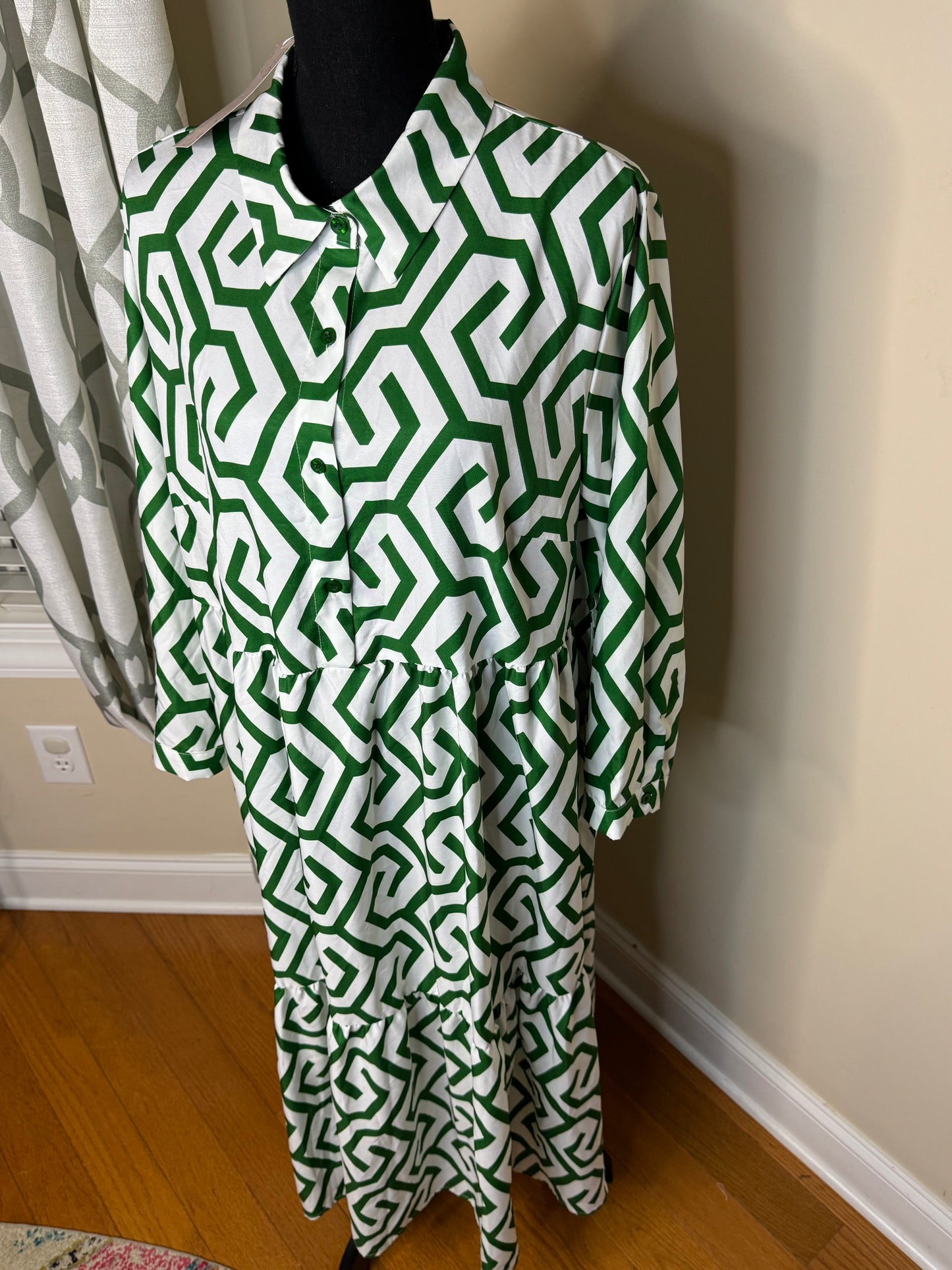 Emery Rose Green and White Dress NWT