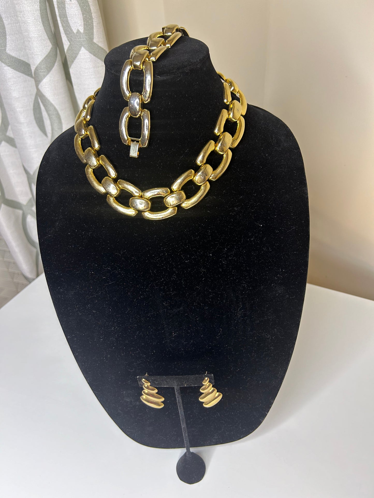 Vintage Necklace and Bracelet Set with Earrings
