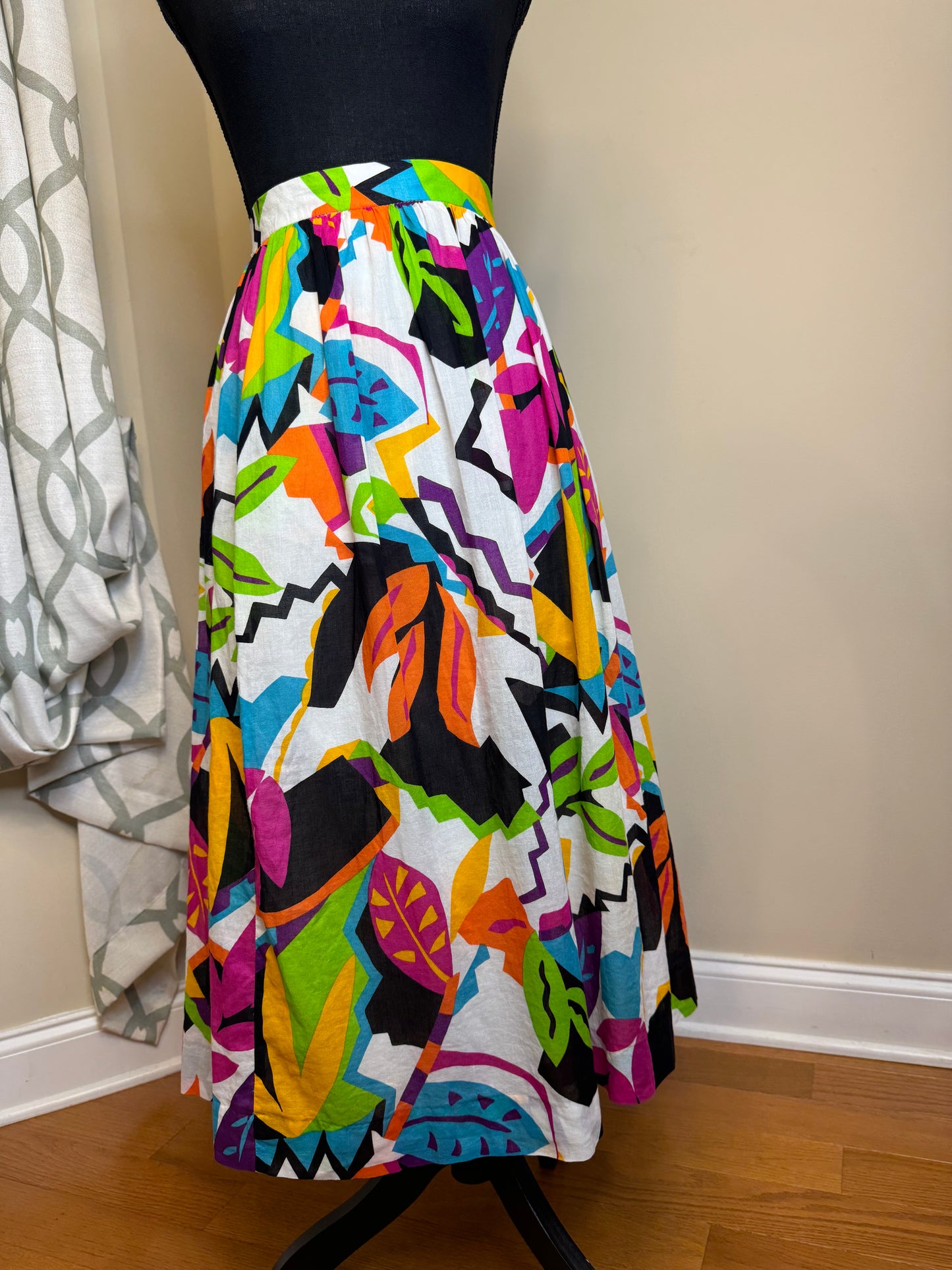 Doncaster Sport Vtg Abstract Print Skirt