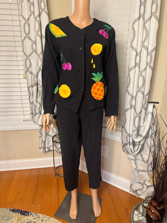 Vtg 2-Piece Embroidered “Fruit” Set