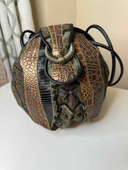 DESIREE’ Vintage Tapestry Handbag