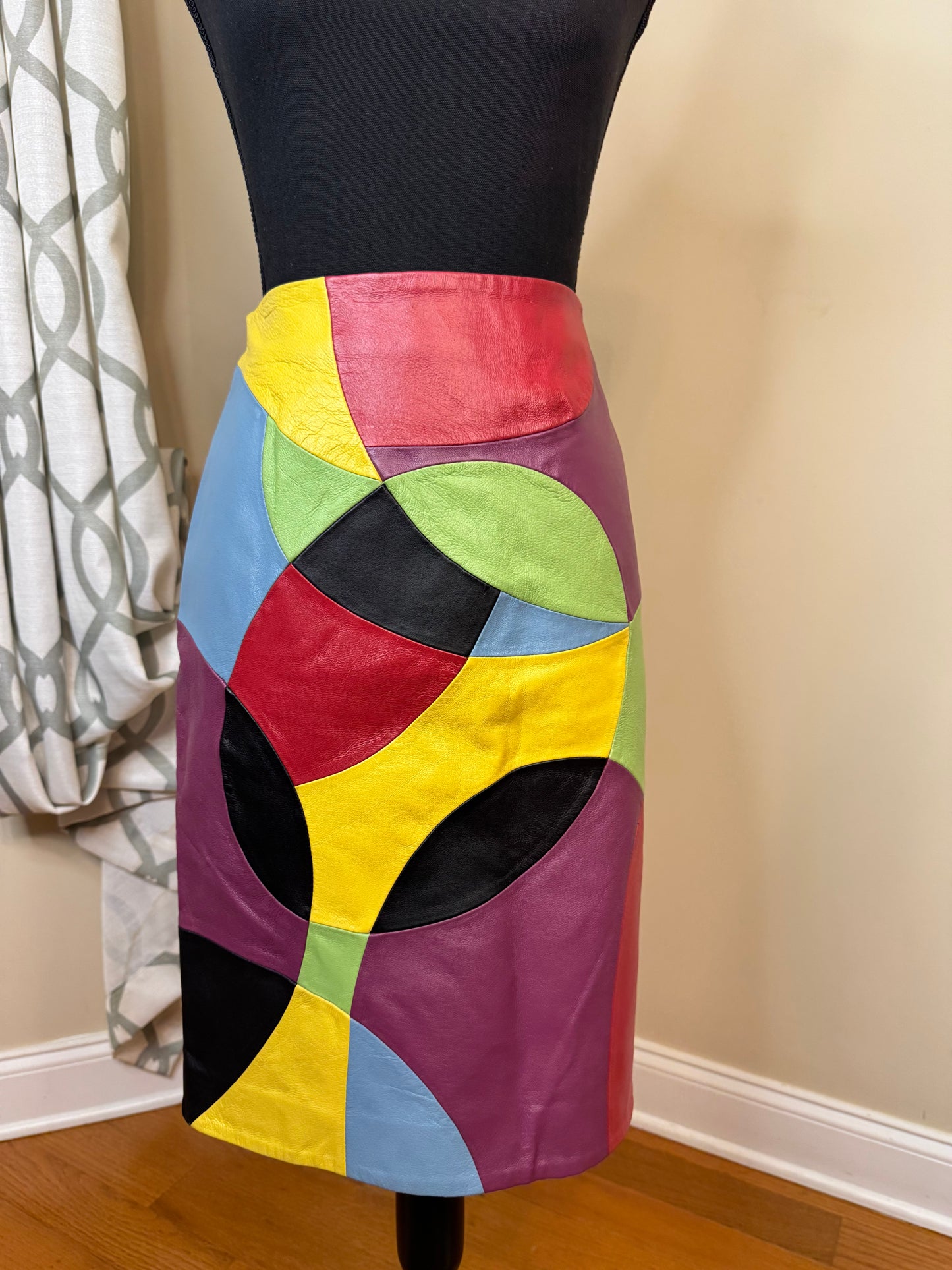 METROStyle 100% Genuine Leather Skirt