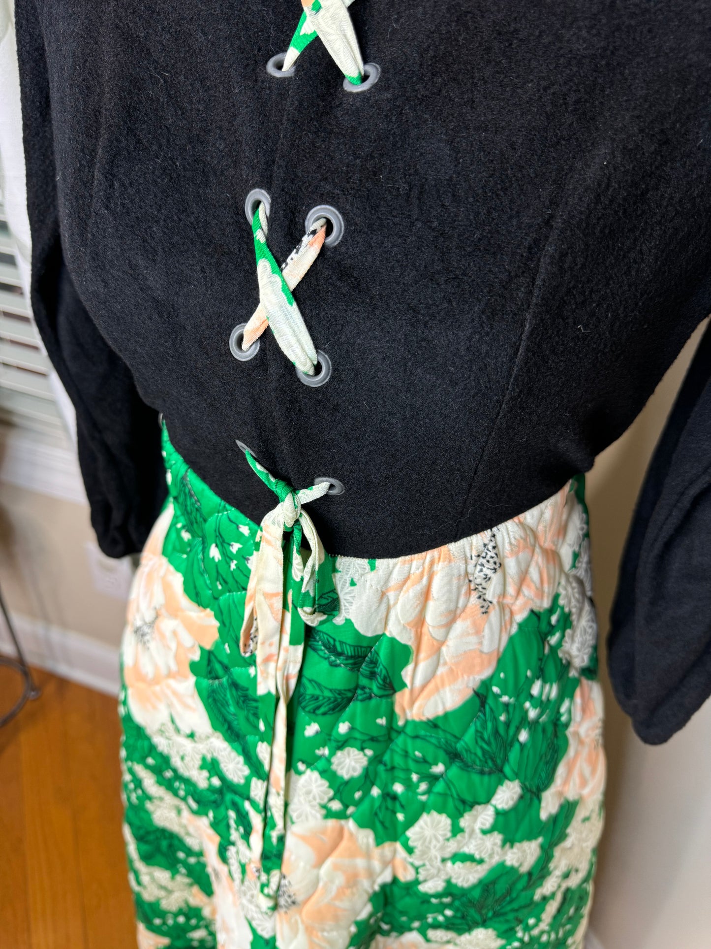 Vintage 70s Exclusive of Ornamentation Quilted Romper