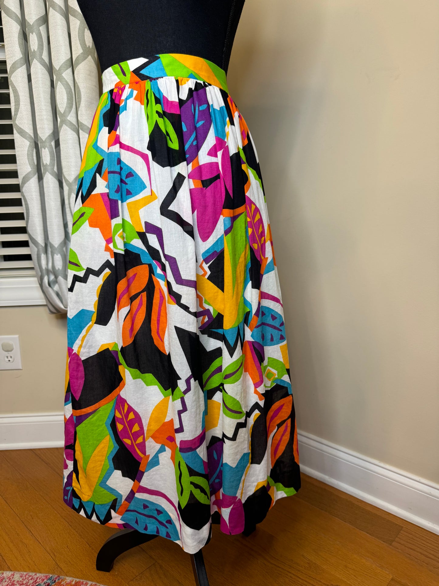 Doncaster Sport Vtg Abstract Print Skirt