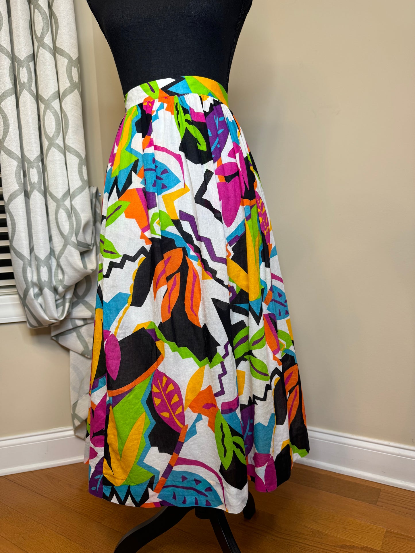 Doncaster Sport Vtg Abstract Print Skirt