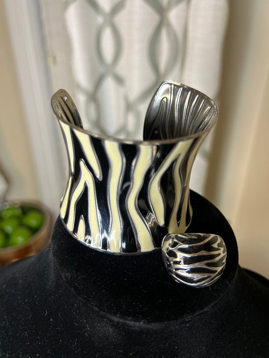 Adjustable Animal Print Cuff with Ring