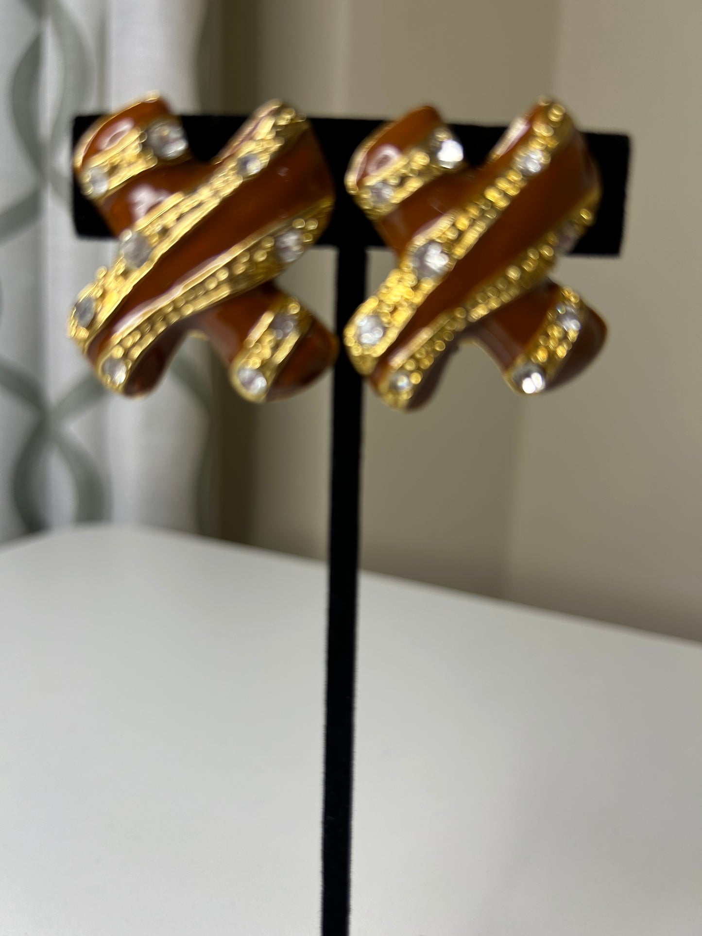 Image Brand Vintage Diamond Accented "Kisses" Clip-on Earrings