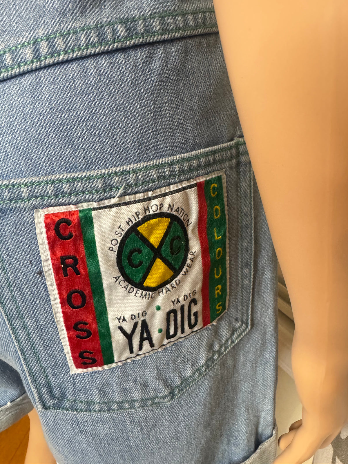 Vtg Cross Colours Shorts