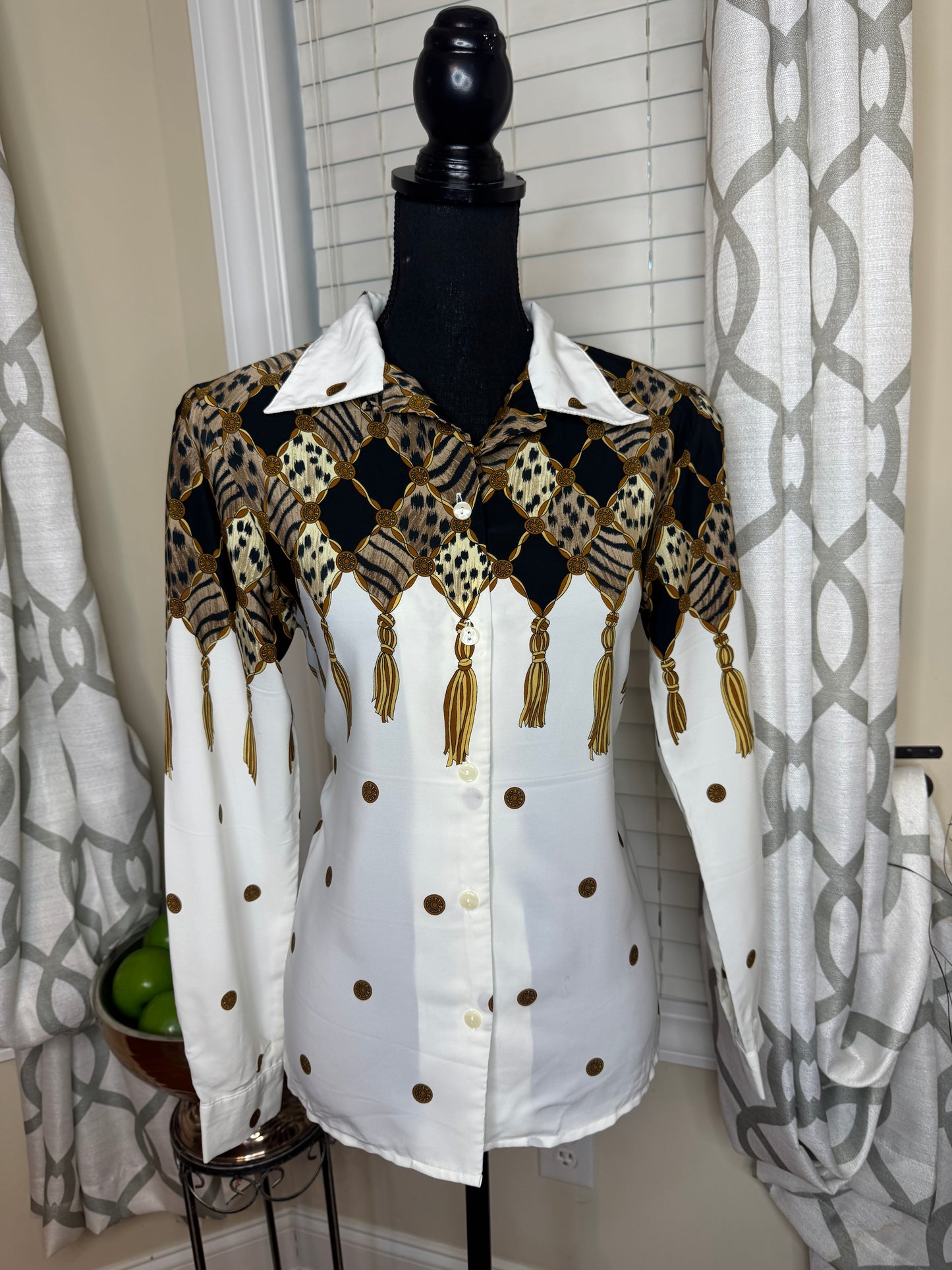 Vintage Jordan Baroque Print Shirt ￼