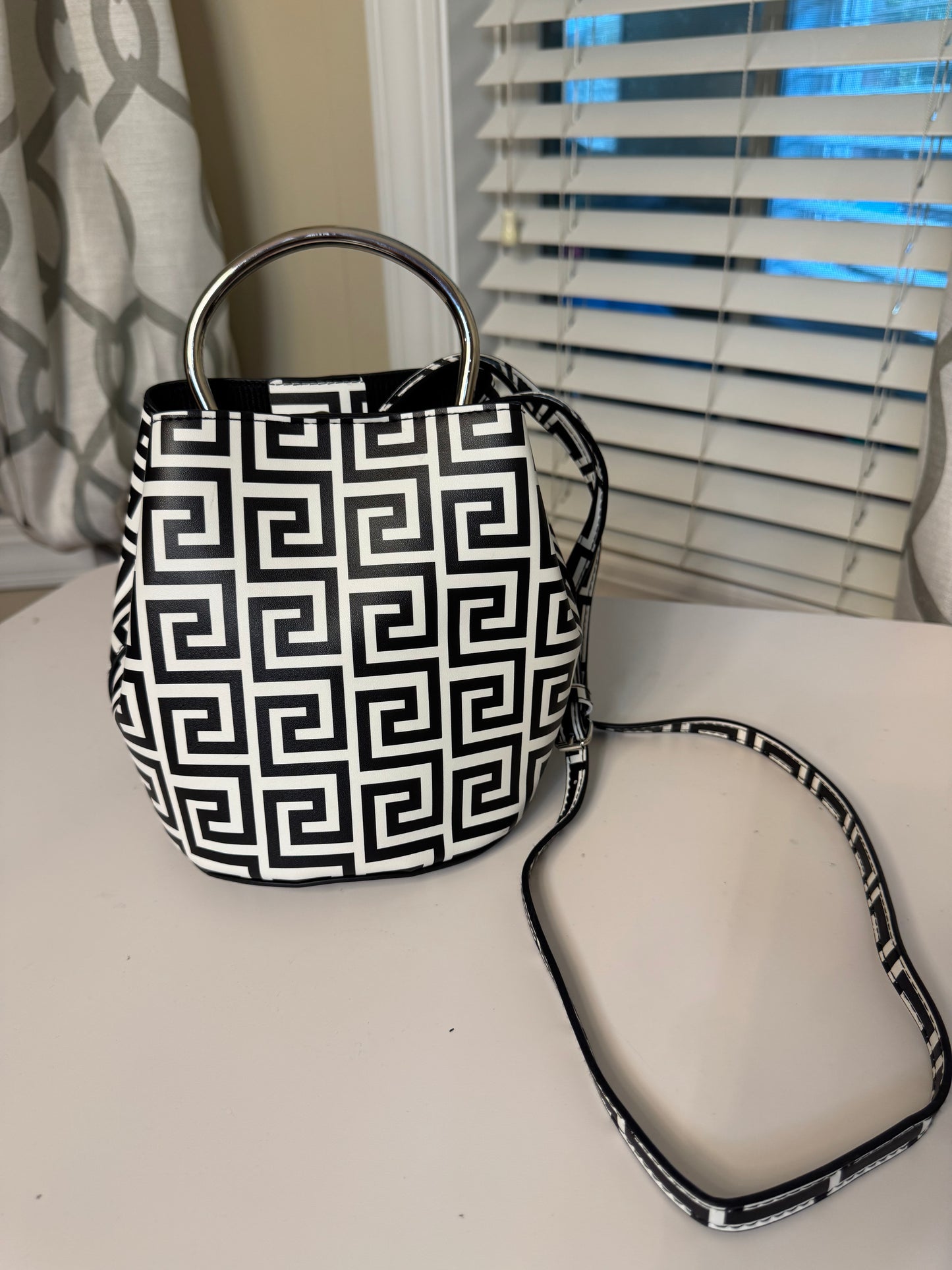 Ashley Stewart Fashion Bag (Modern)