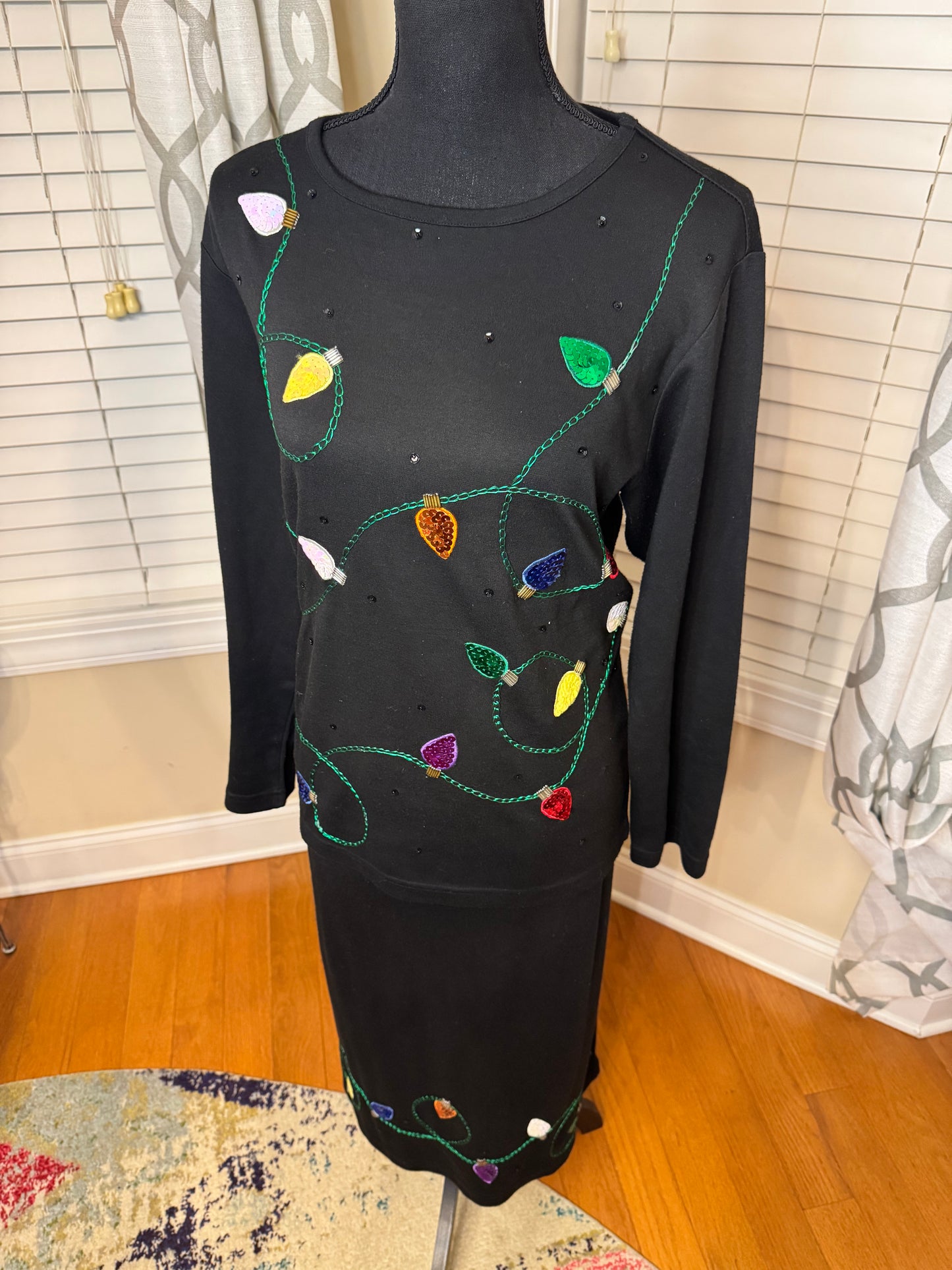 Quaker Factory "Christmas Lights" 2-Piece Set