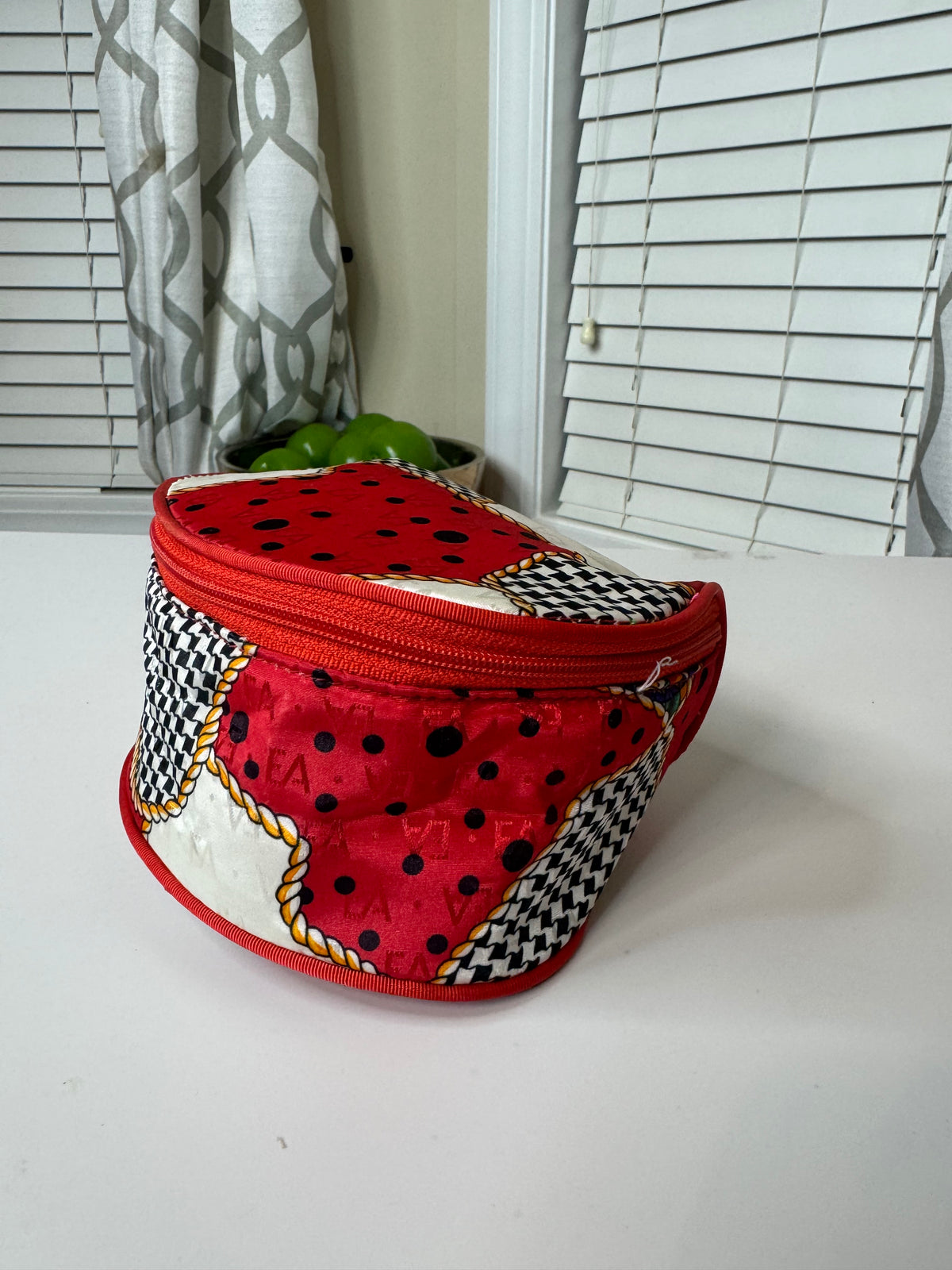 Vintage Elizabeth Arden Cosmetic Accessories Pouch
