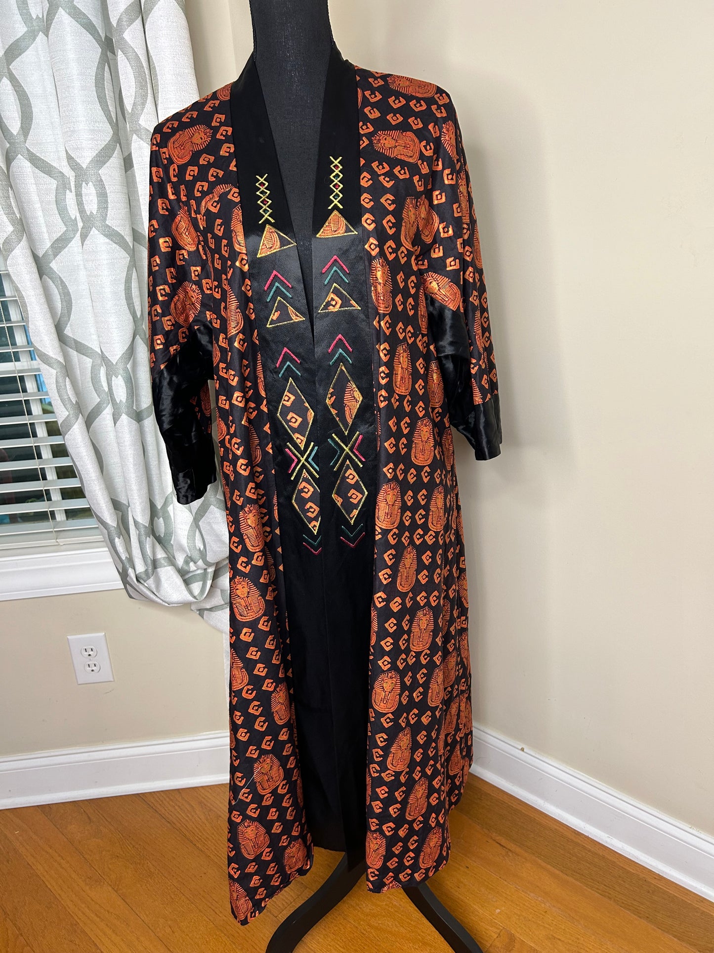 3K Fashion Open Embroidered Duster