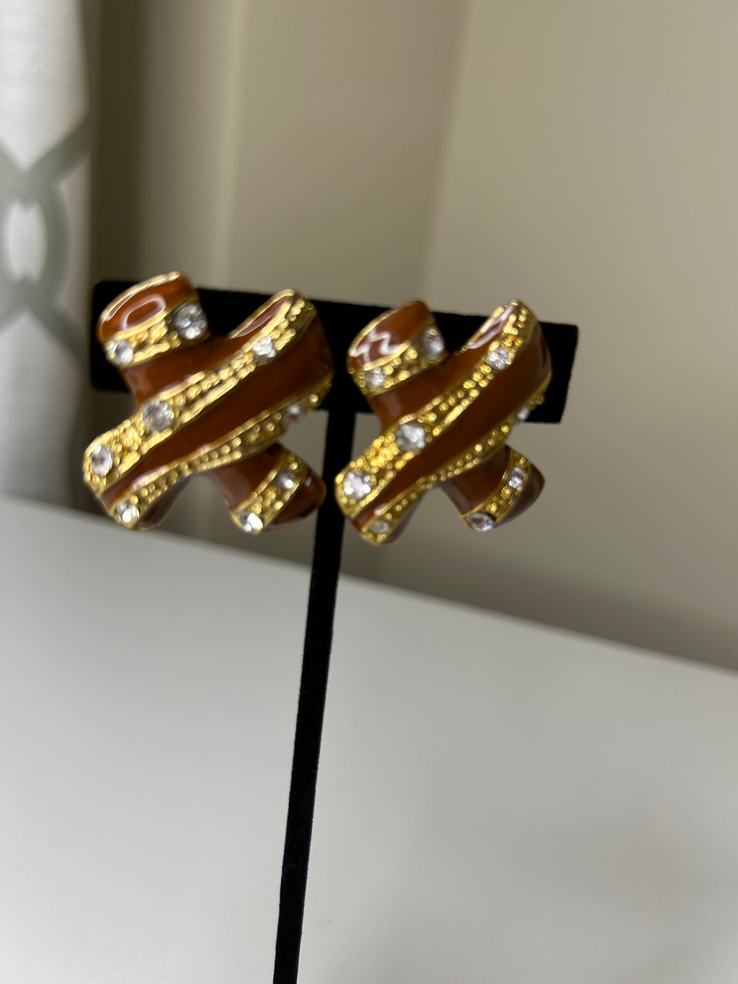 Image Brand Vintage Diamond Accented "Kisses" Clip-on Earrings