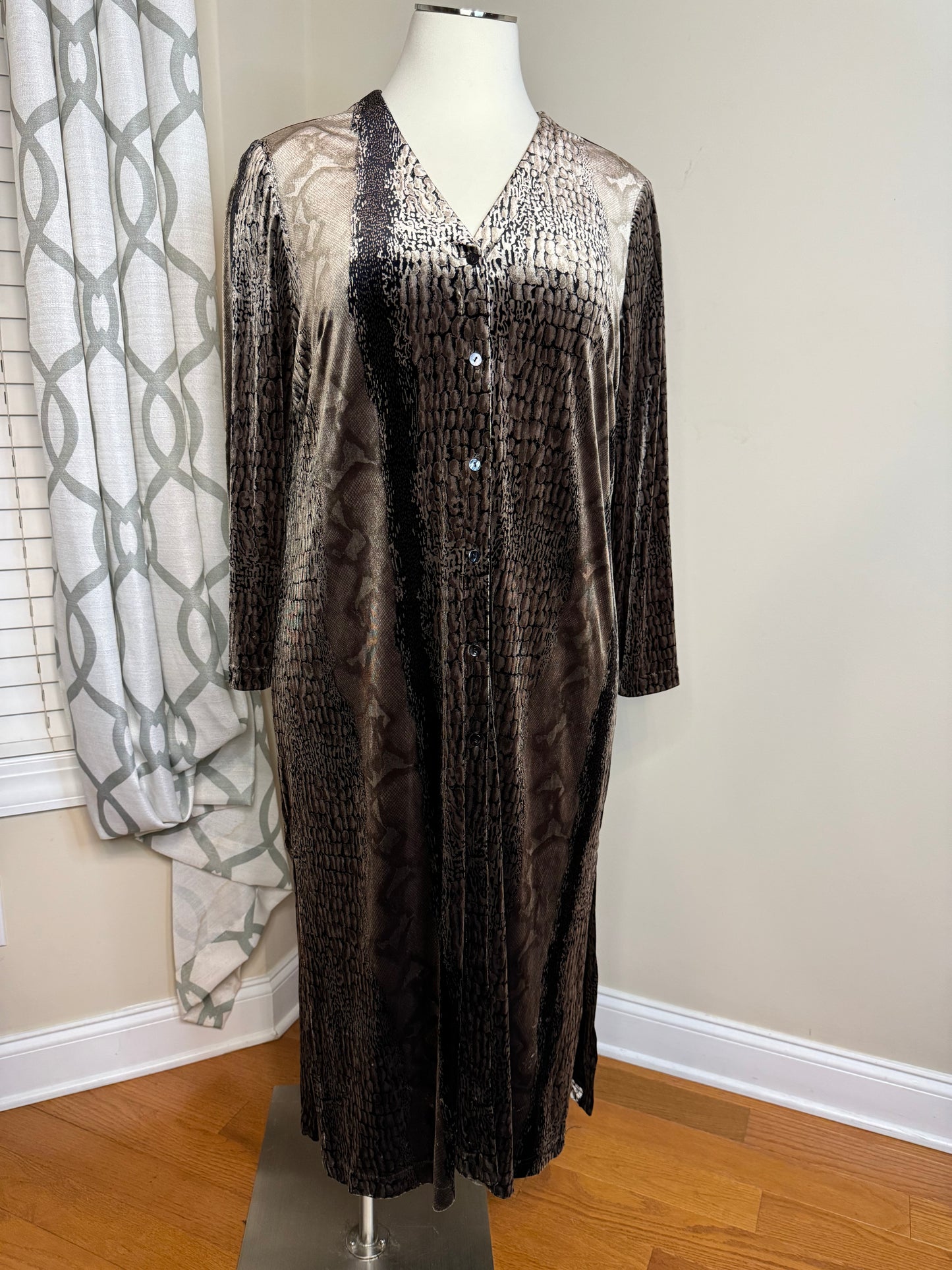 Vintage Ronni Nicole II by Ouida Metallic Animal Print Velvet Duster