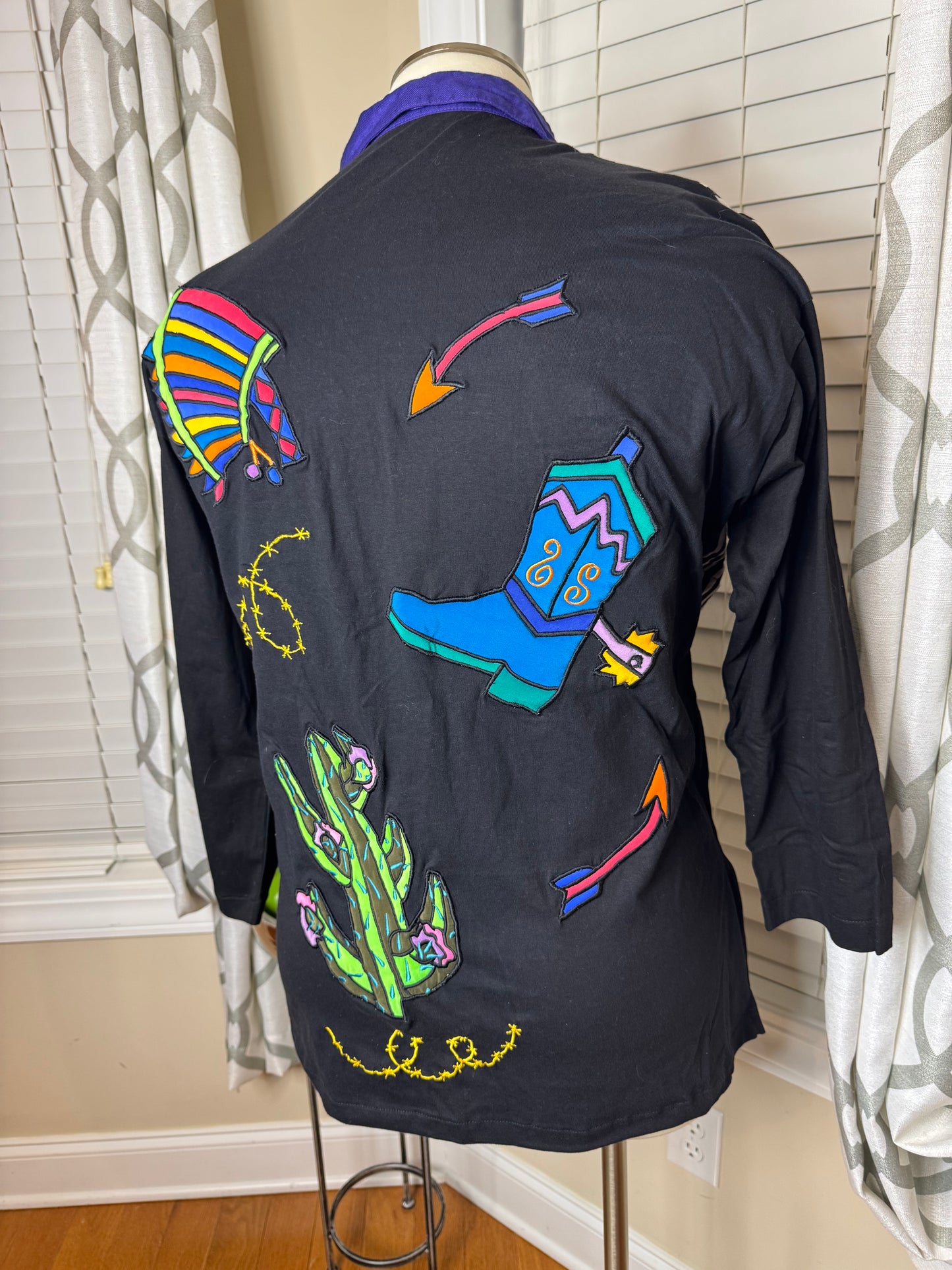 NWT Vintage Embroidered and Appliqué Adorned Shirt