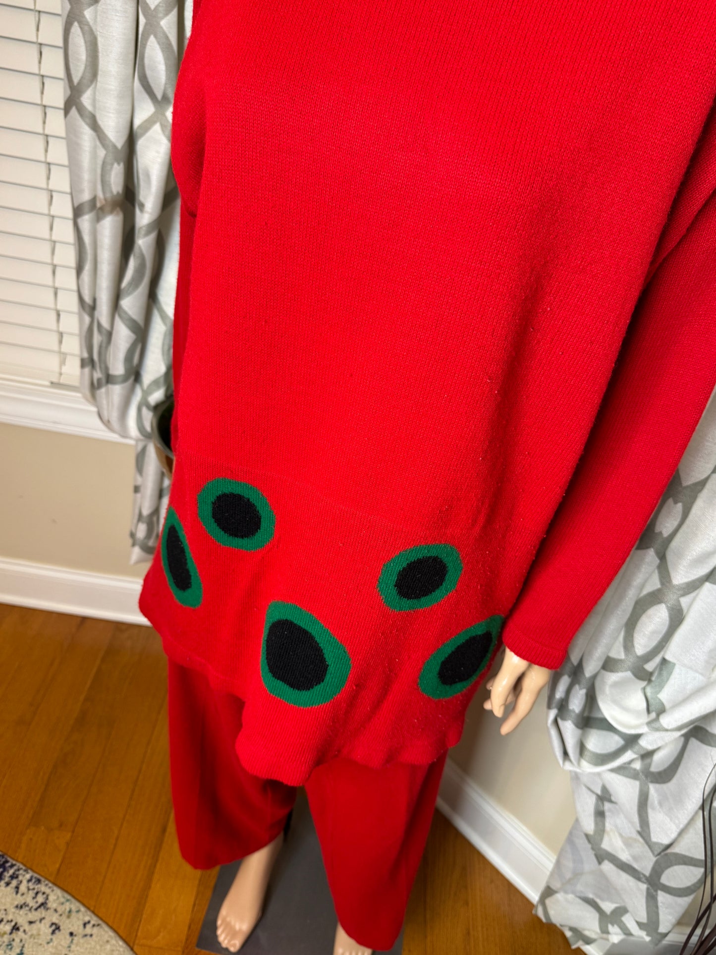 Rio Fashions Vintage 2-Piece Sweater Knit Pants Set