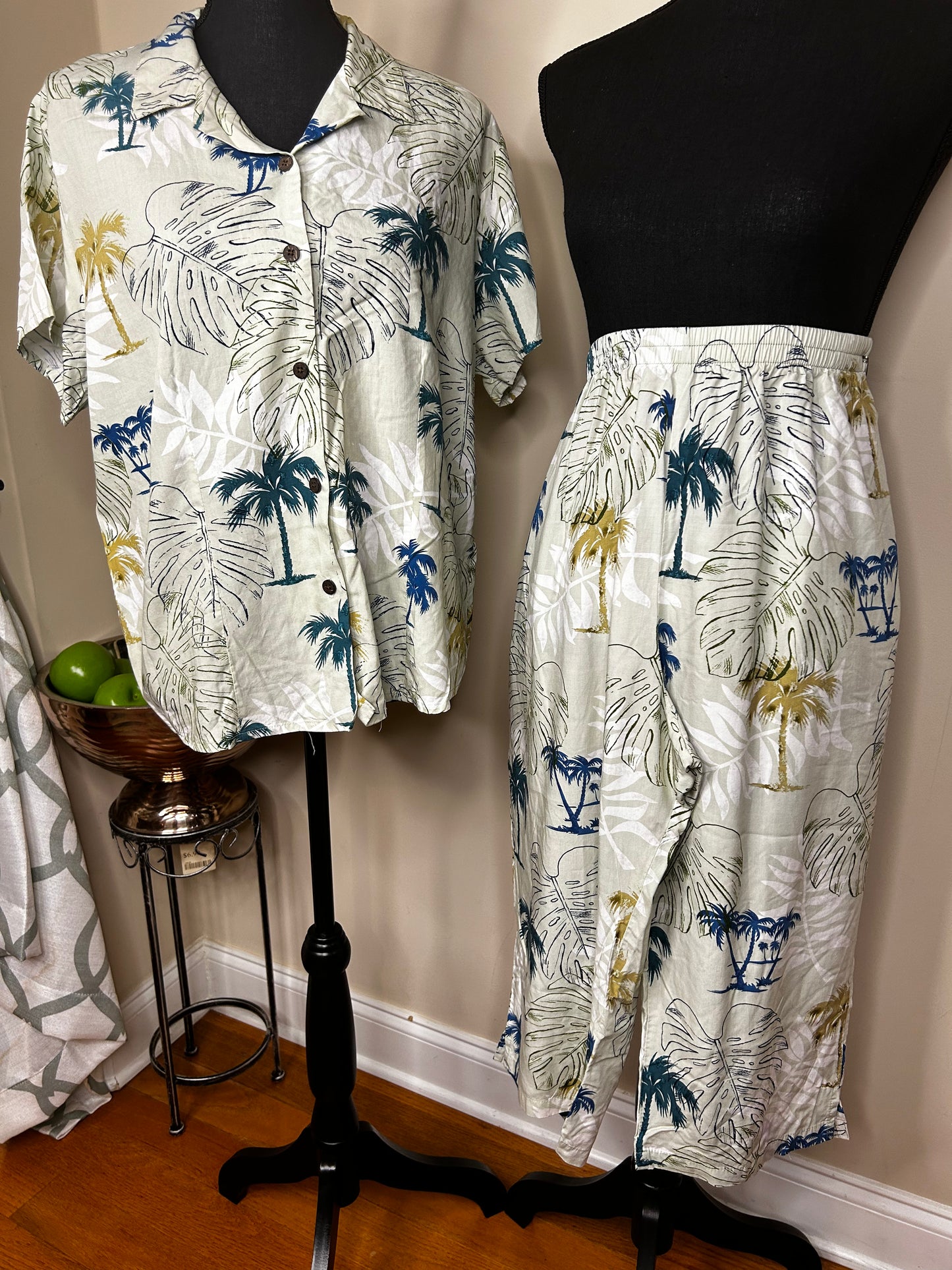 Bishop Apparel 2-Piece Set